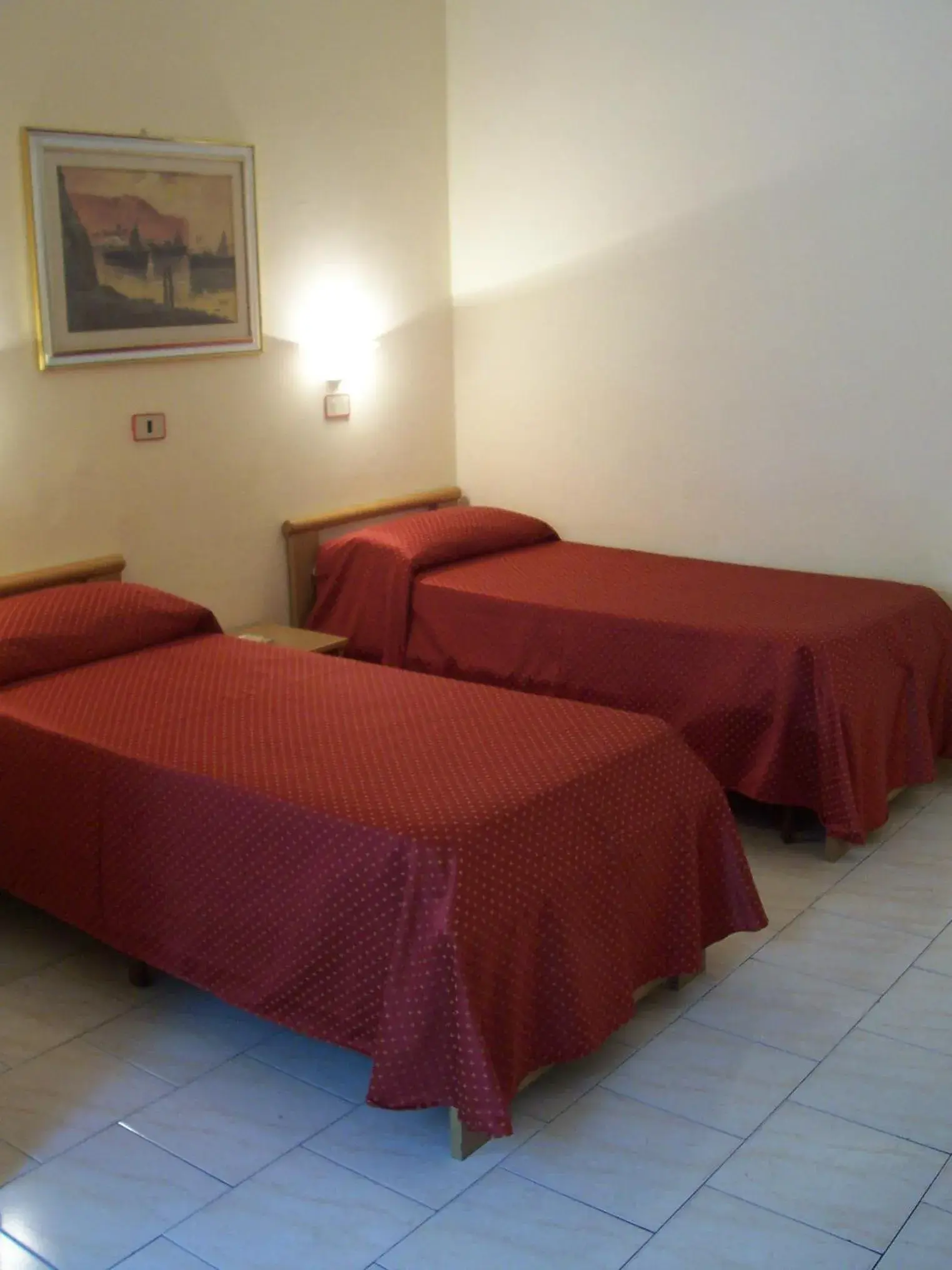 Bedroom, Bed in Hotel Pensione Romeo