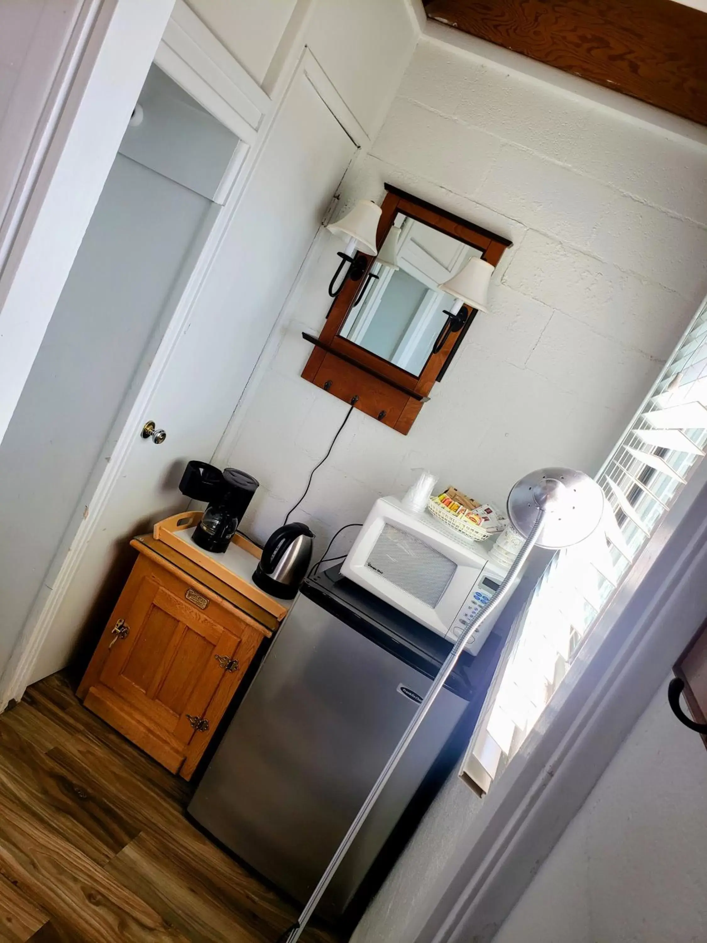 minibar, Kitchen/Kitchenette in Big Meadow Lodge