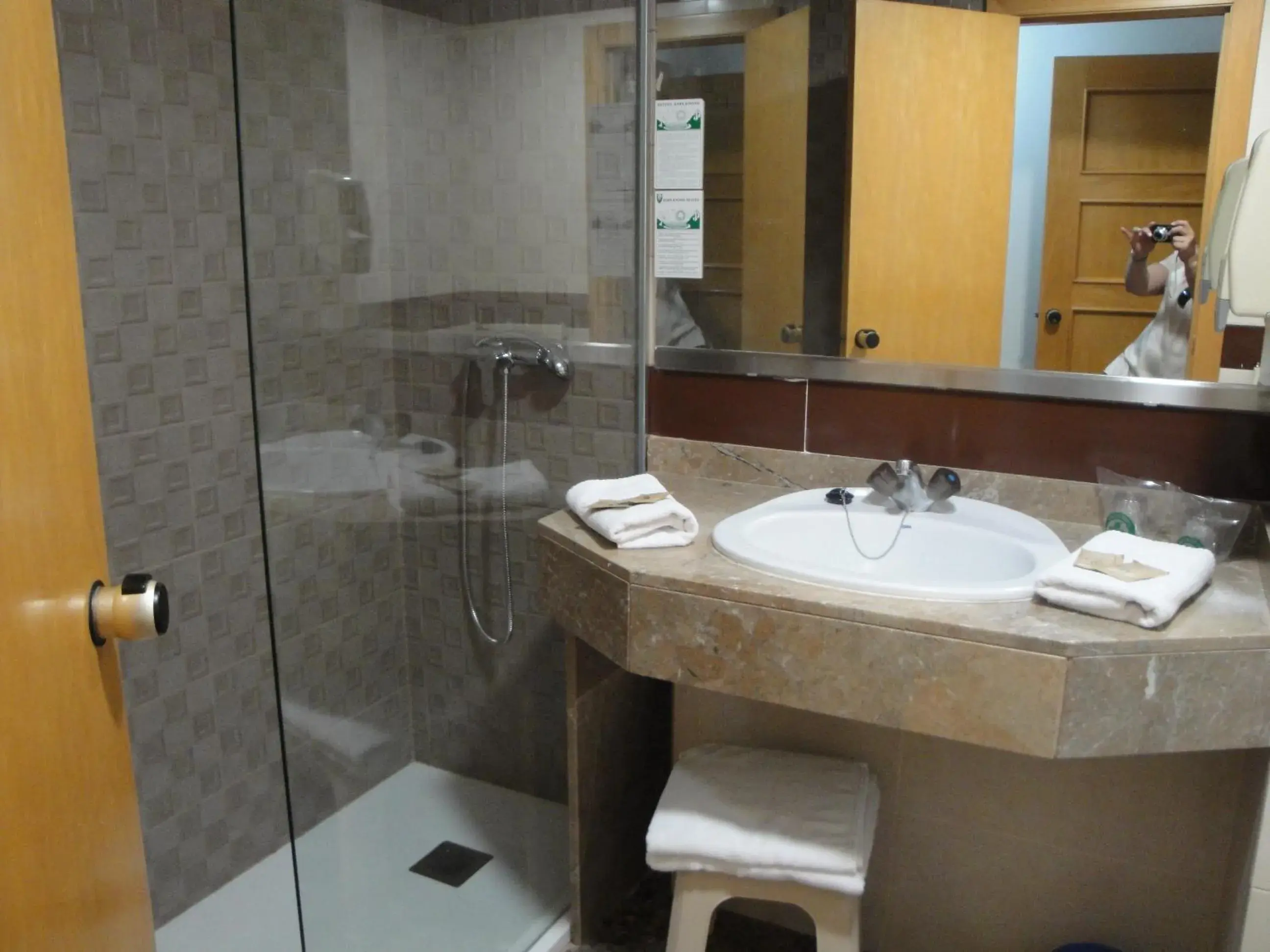 Bathroom in Hotel Esplendid