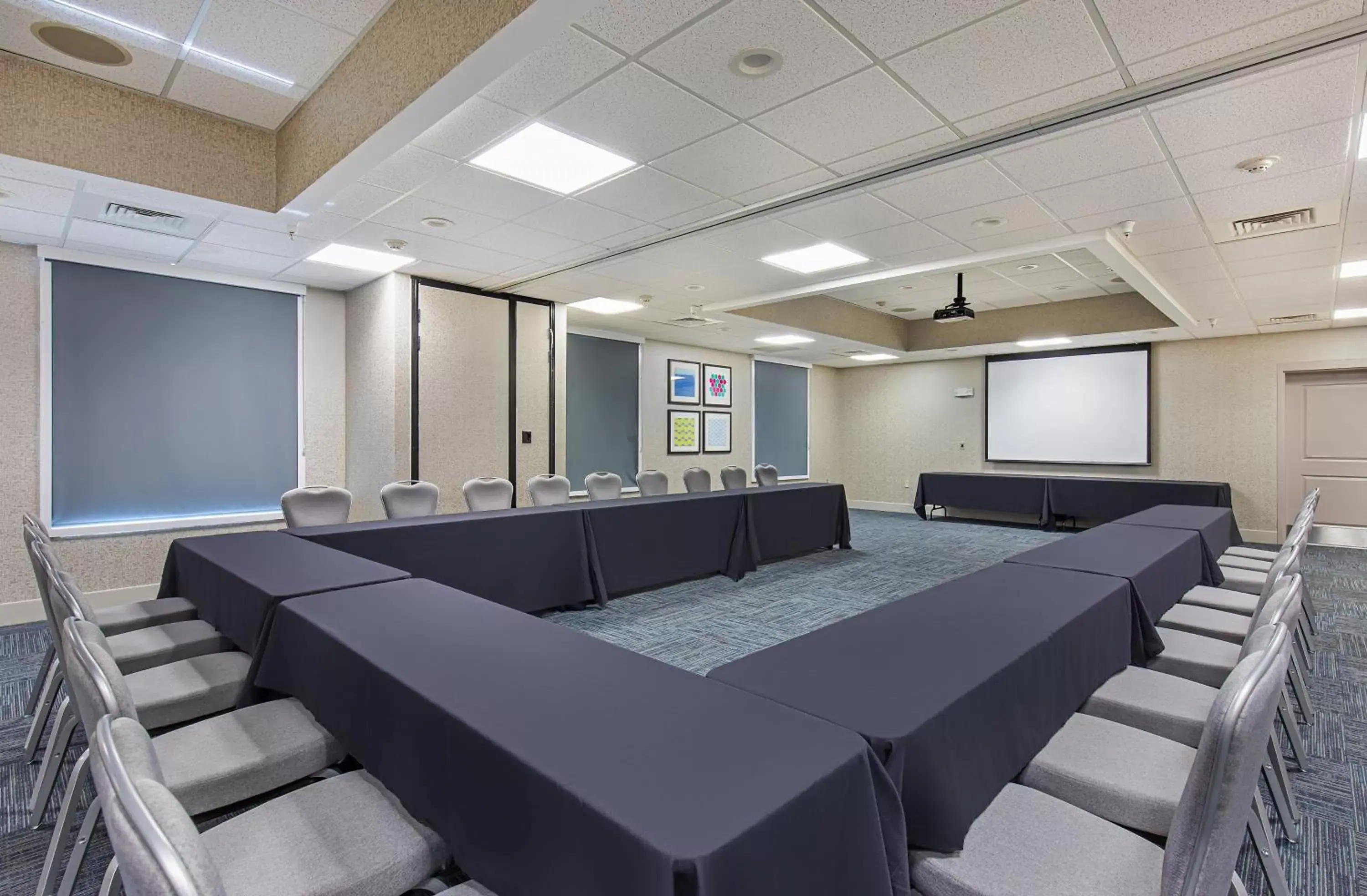 Meeting/conference room in Holiday Inn Express Hotel & Suites Mount Juliet - Nashville Area, an IHG Hotel