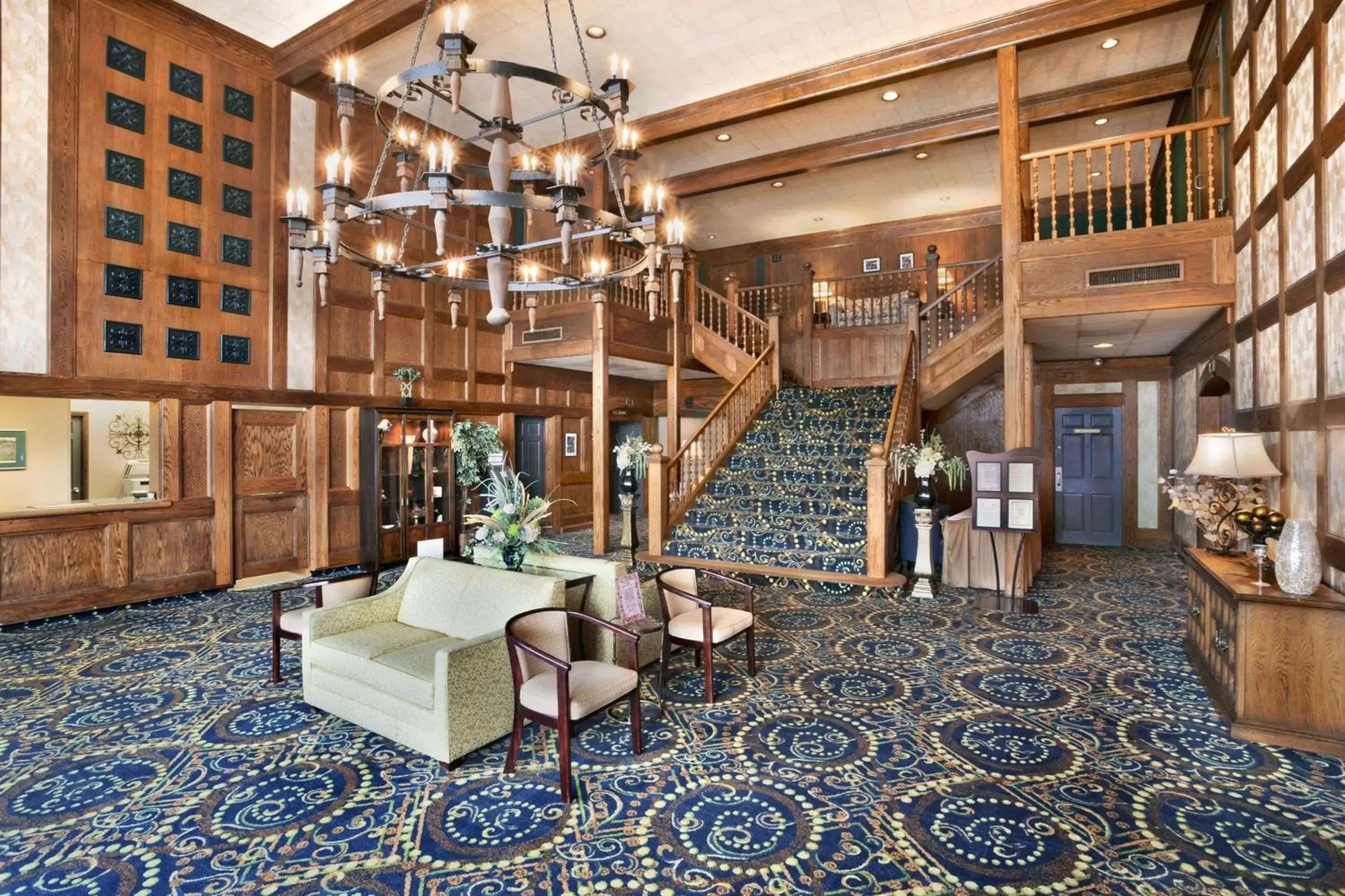 Lobby or reception, Lounge/Bar in Ramada by Wyndham Washington