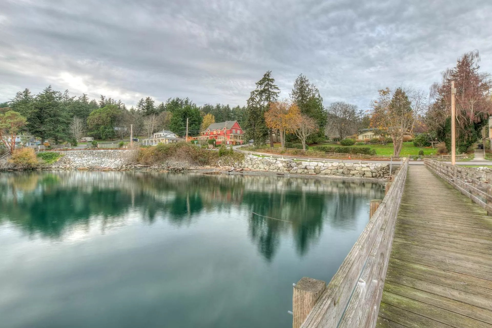 Neighbourhood in Kingfish at West Sound