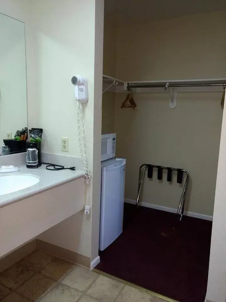Bathroom in Travelers Motel
