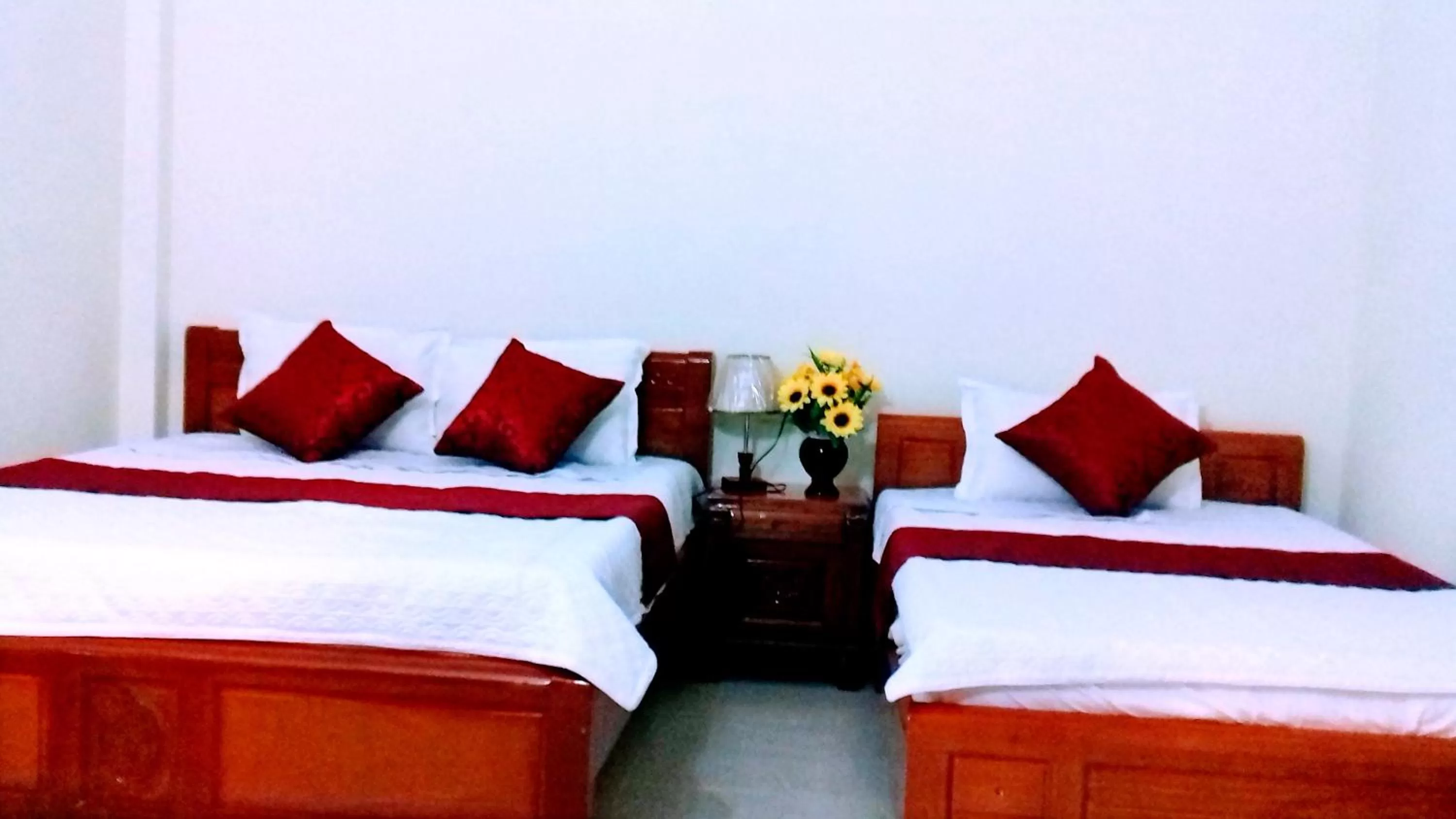 Bed in Tam Coc Family Hotel