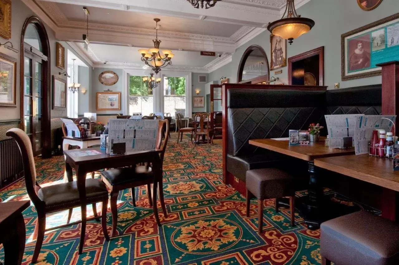Restaurant/Places to Eat in Sandford House Hotel Wetherspoon
