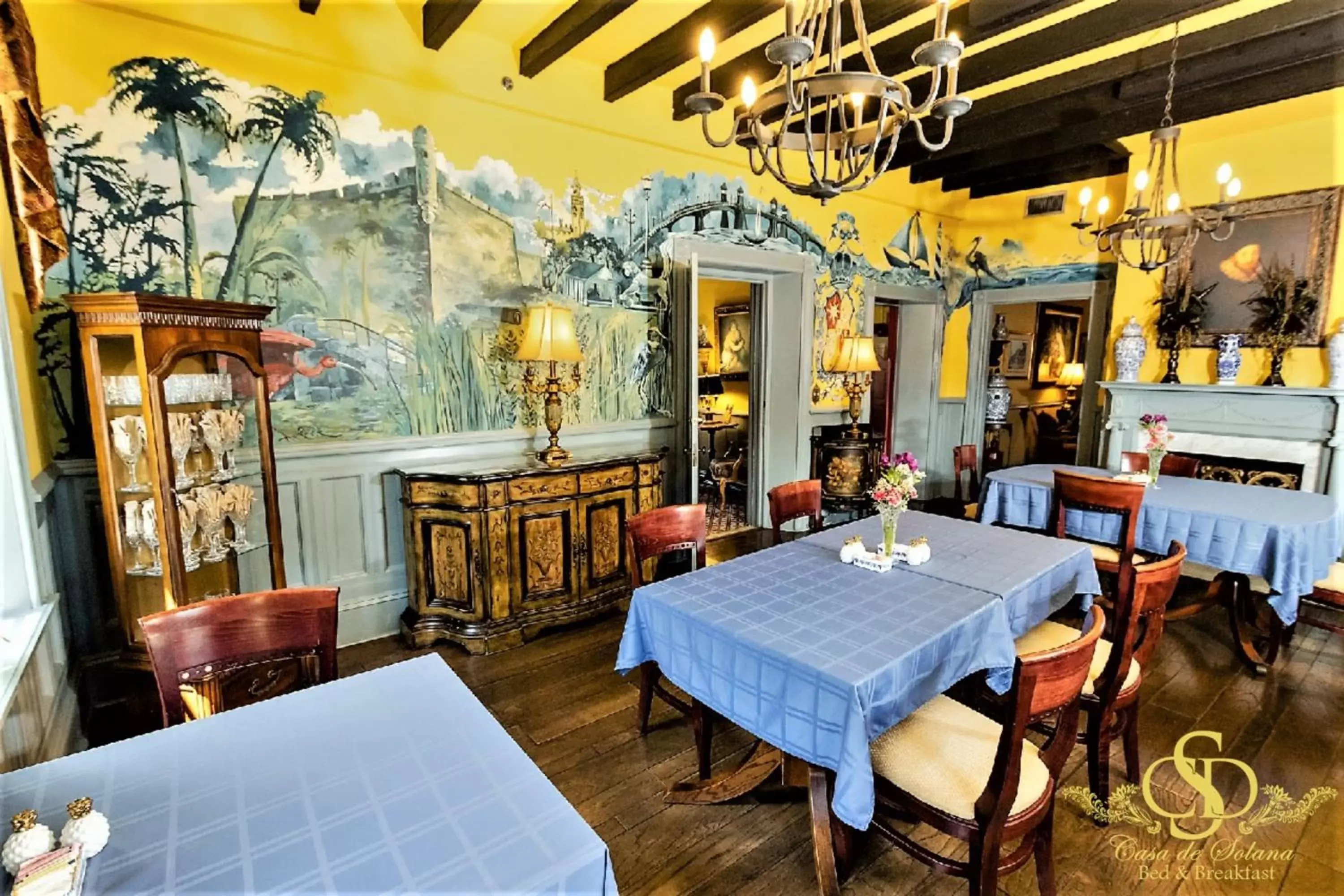 Dining area, Restaurant/Places to Eat in Casa De Solana & Victorian House Bed and Breakfast