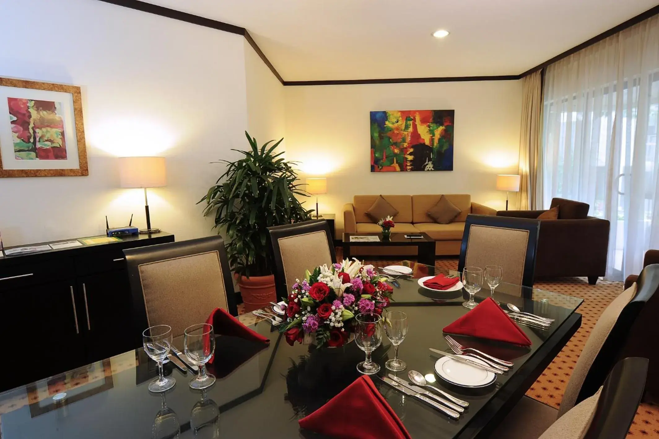 Living room, Restaurant/Places to Eat in Borobudur Jakarta Hotel