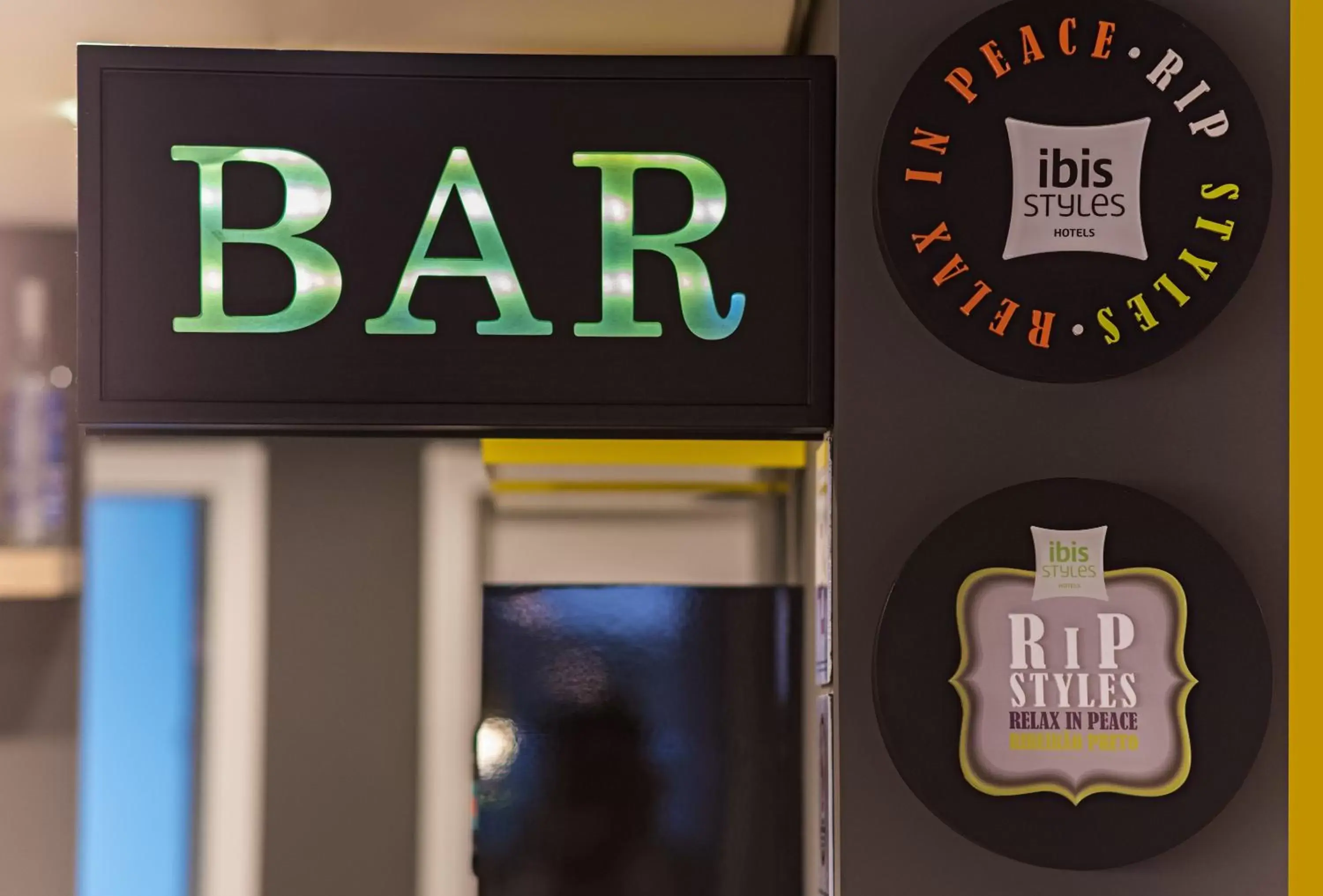 Drinks, Property Logo/Sign in ibis Styles Ribeirao Preto Jardim Botanico