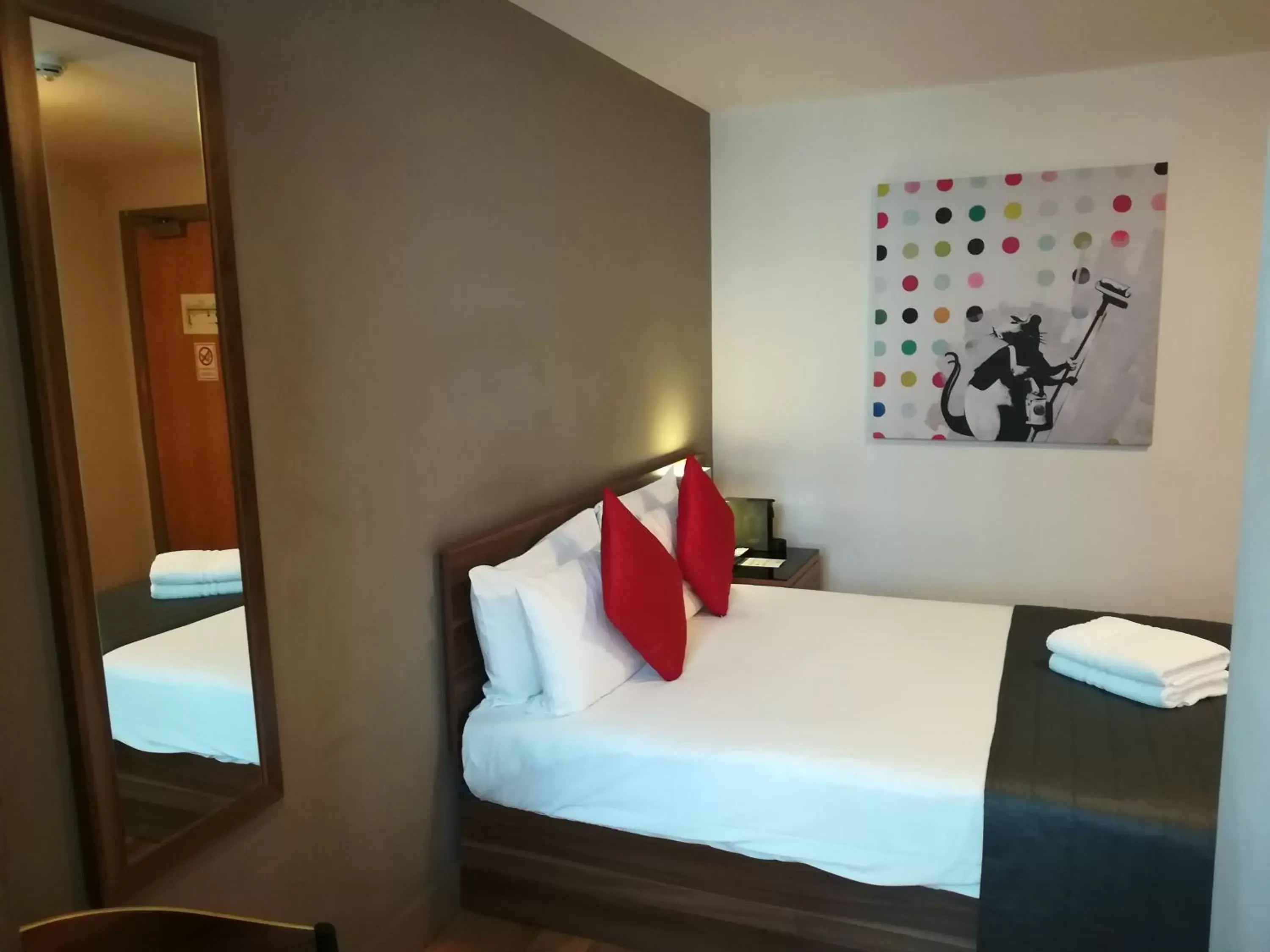 Bed in Britannia Study Hotel Bed in Britannia Study Hotel