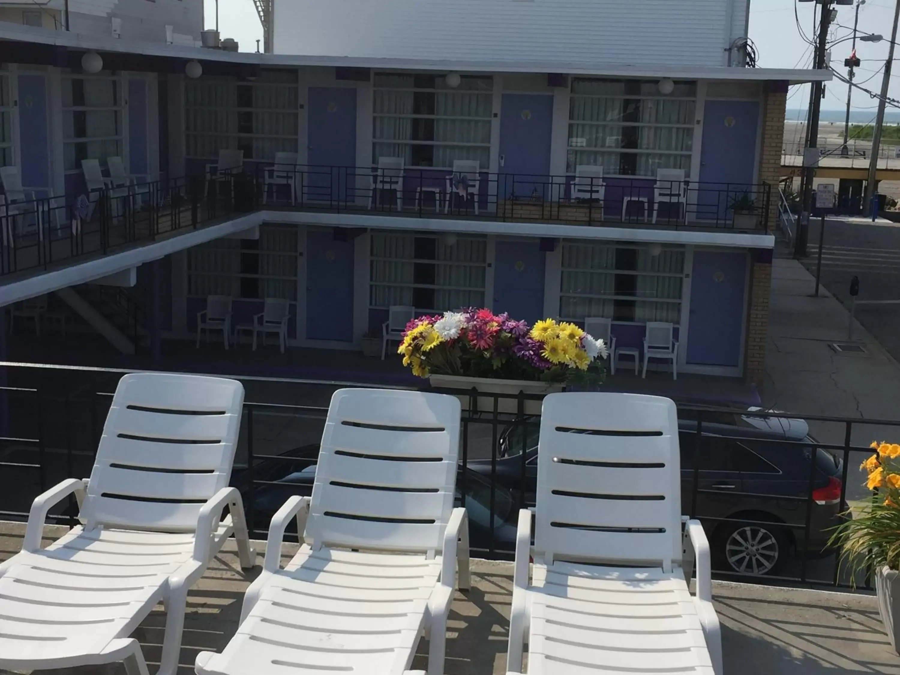 Property building, Balcony/Terrace in Monaco Motel - Wildwood
