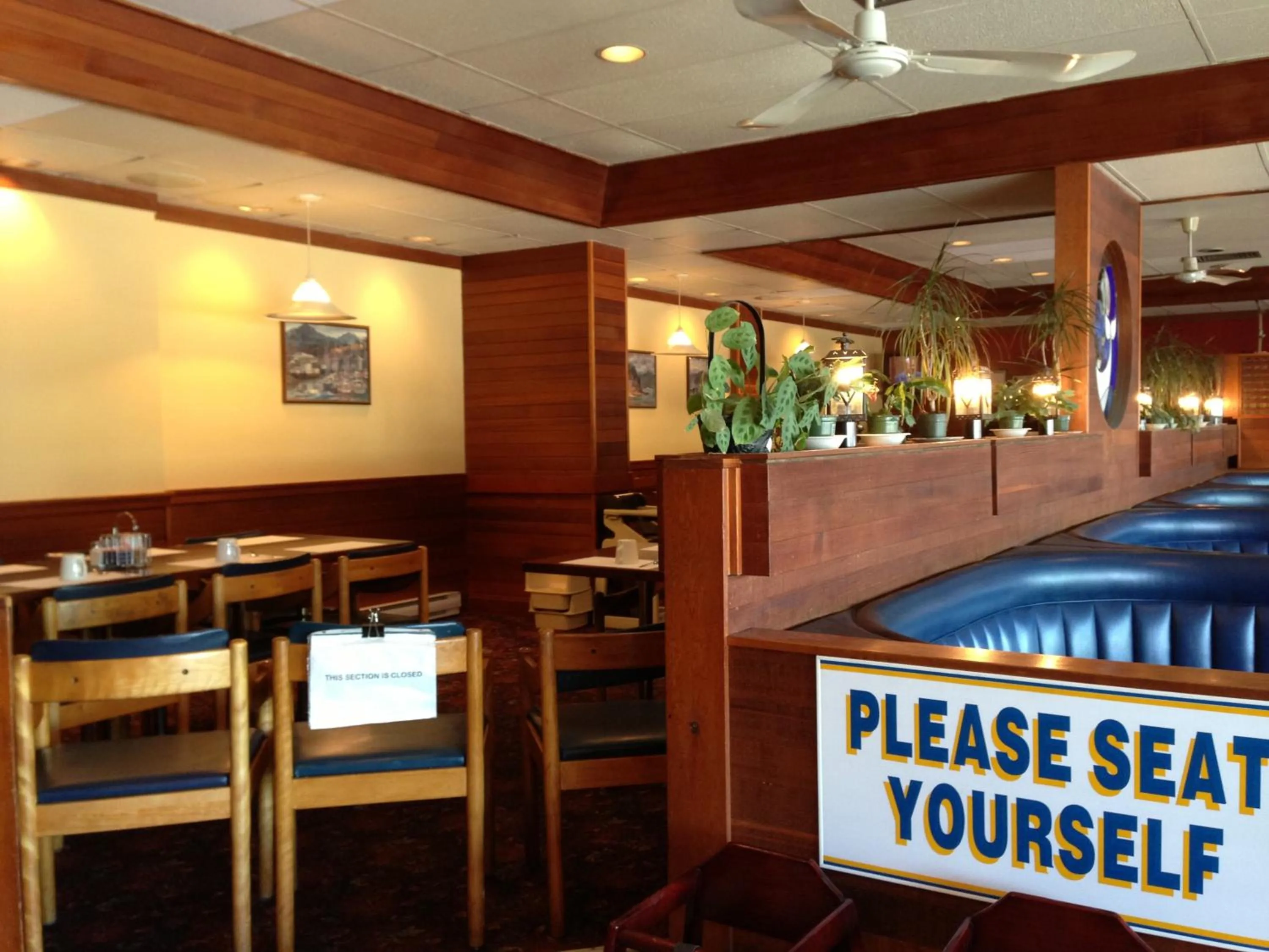 Restaurant/places to eat in Moby Dick Inn