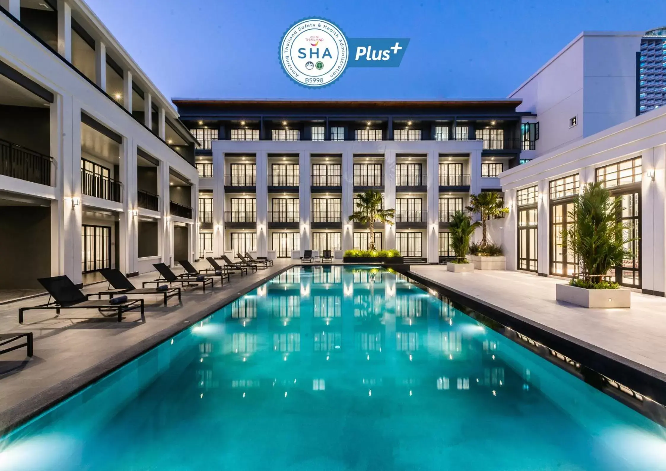 Swimming Pool in One Patio Hotel Pattaya - SHA Extra Plus