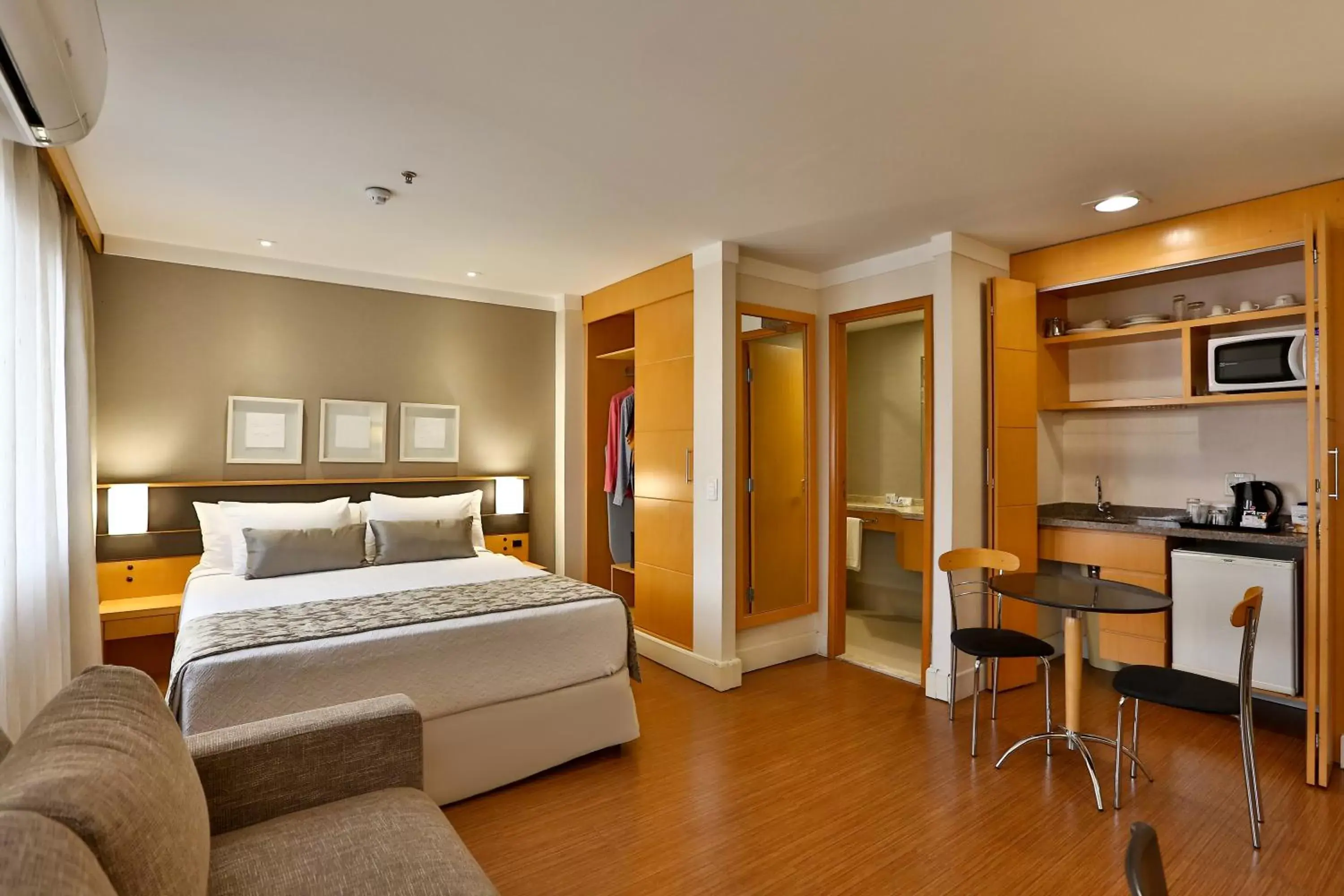 Bedroom in Transamerica Executive Jardins