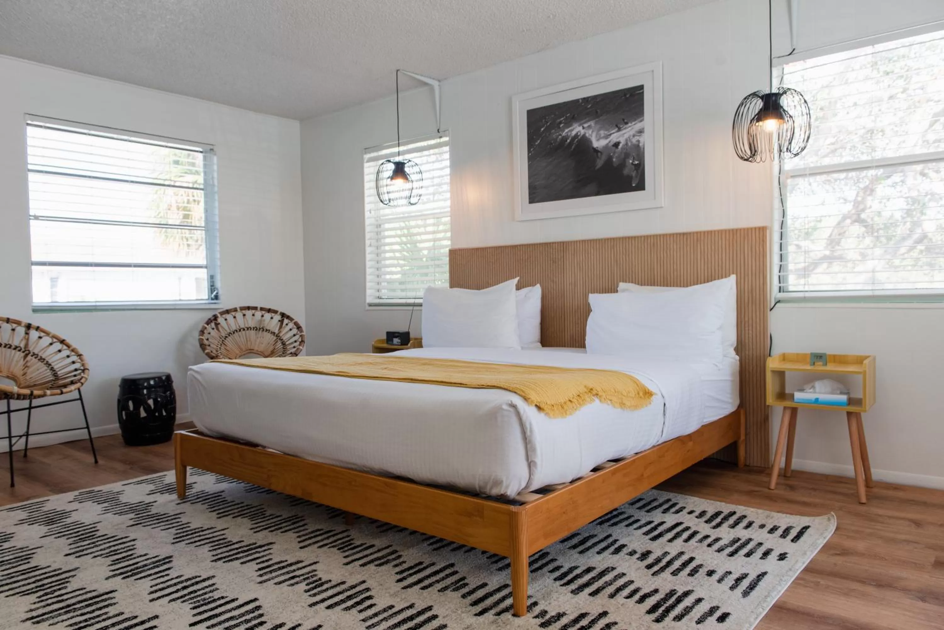 Bed in Seaspray Surf Lodge