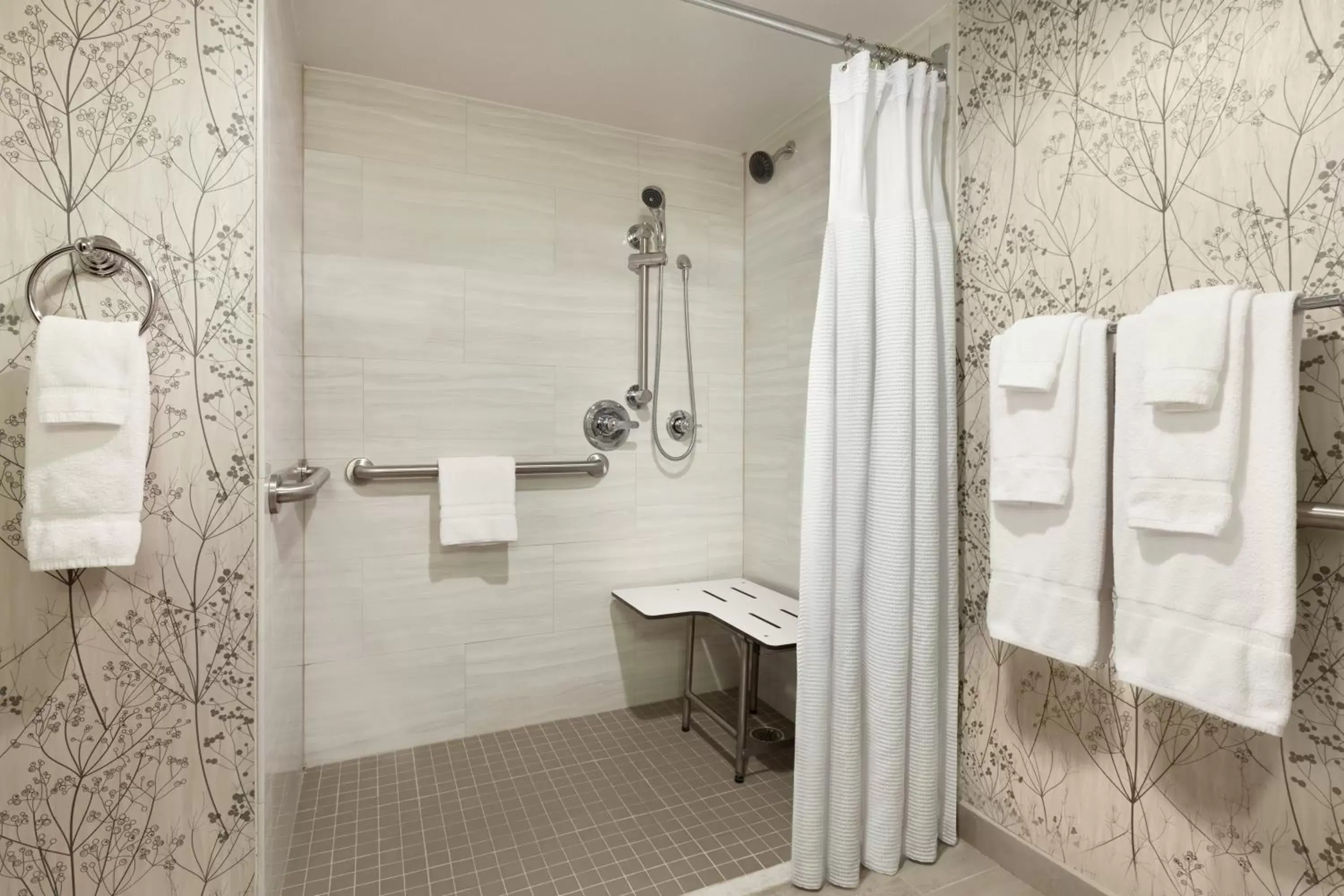 Bathroom in Crowne Plaza Crystal City-Washington, D.C., an IHG Hotel