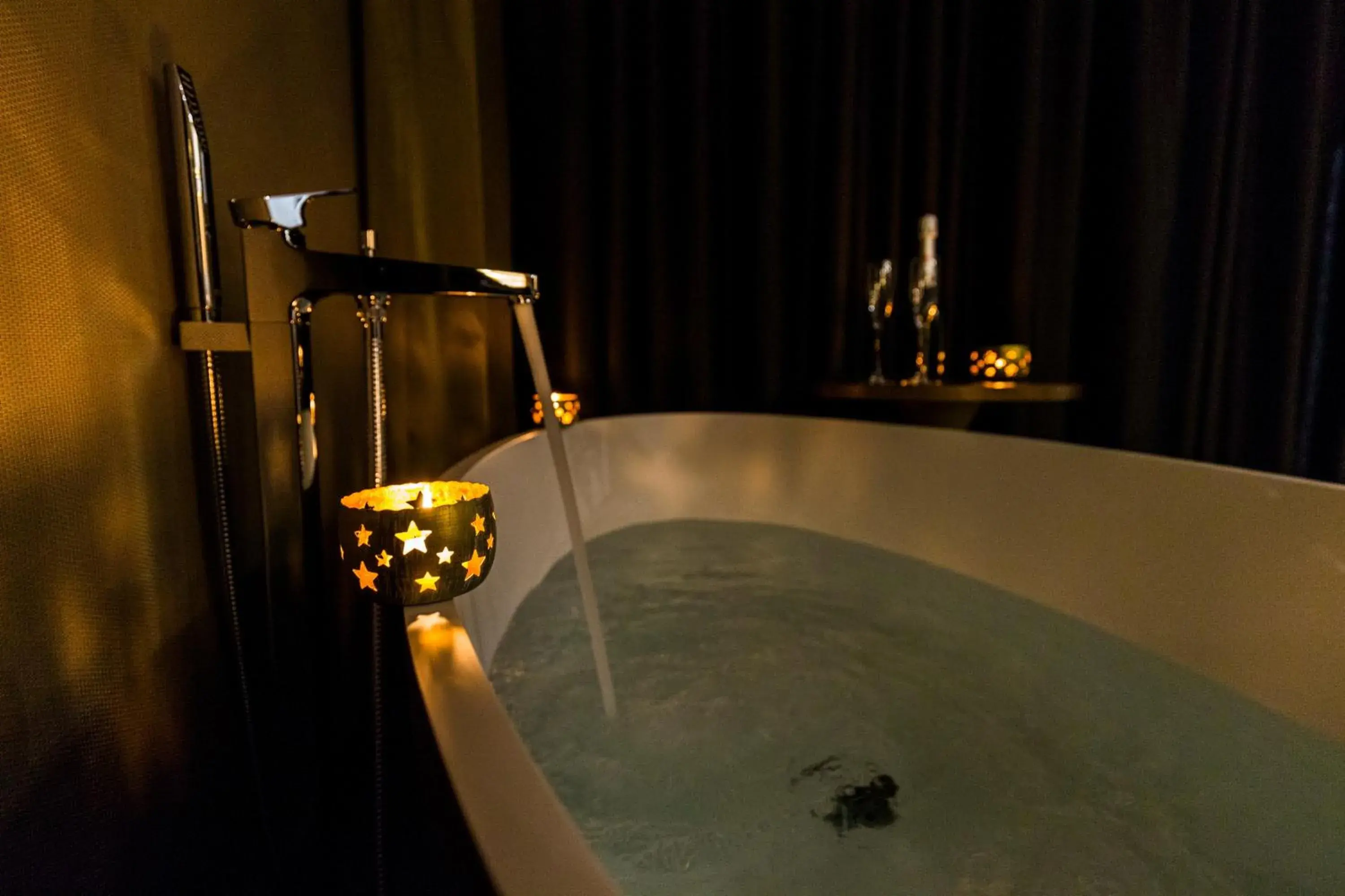 Decorative detail, Bathroom in Sant Jordi Boutique Hotel