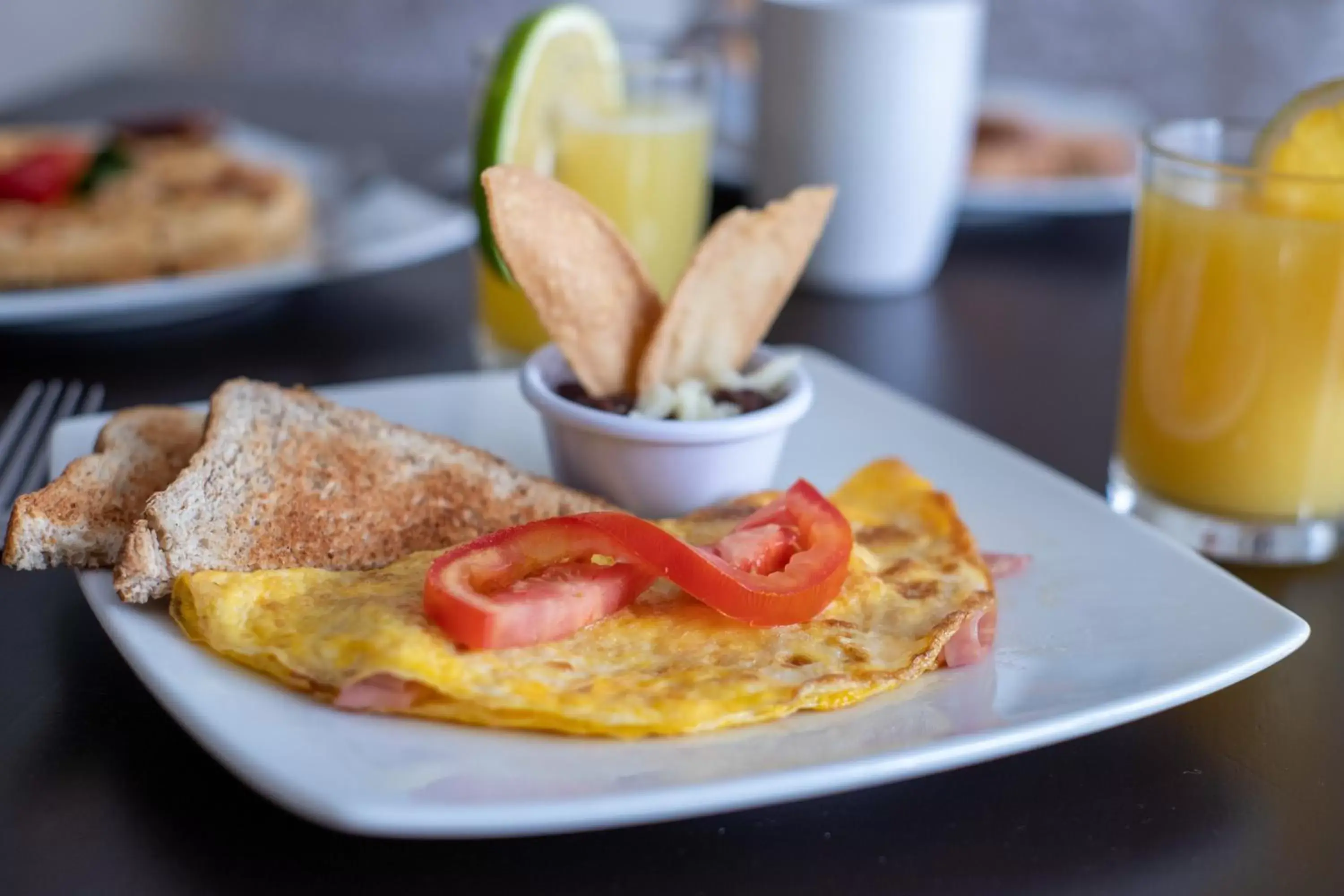 Breakfast in Hotel Villas Segovia Suites Playa del Carmen