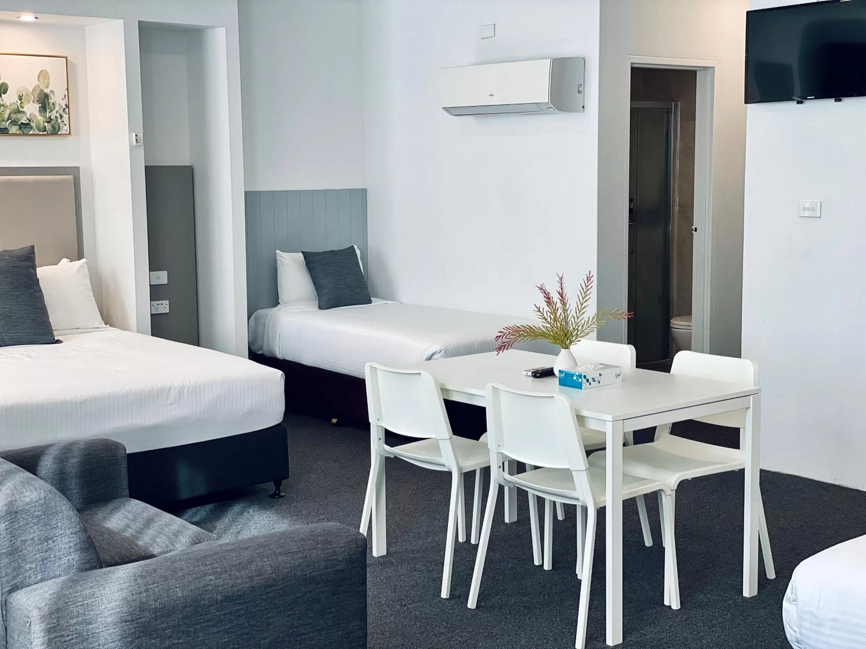 Bed in The Select Inn Penrith