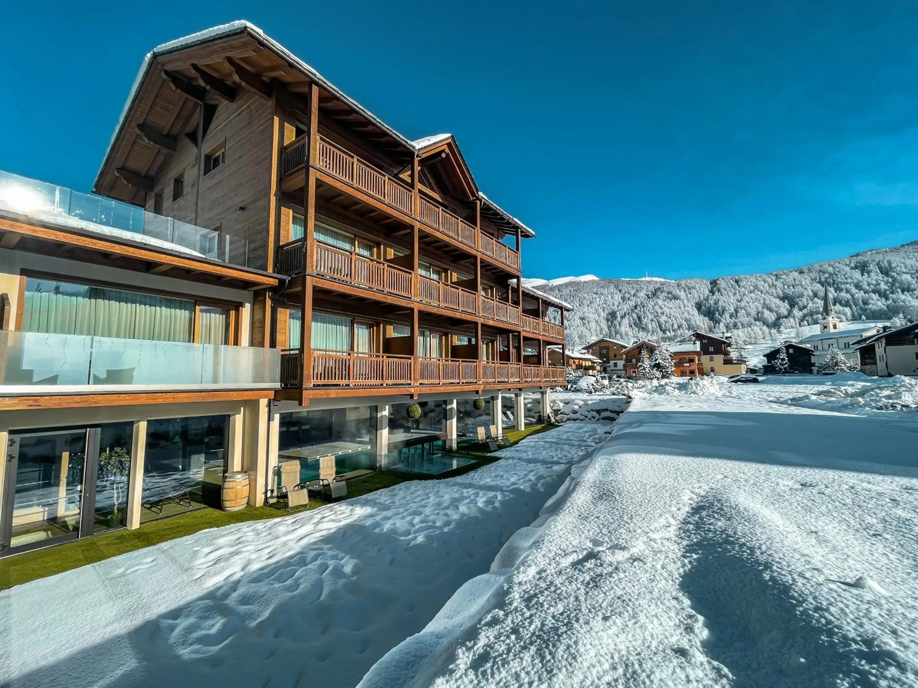 Property building, Winter in Francesin Active Hotel