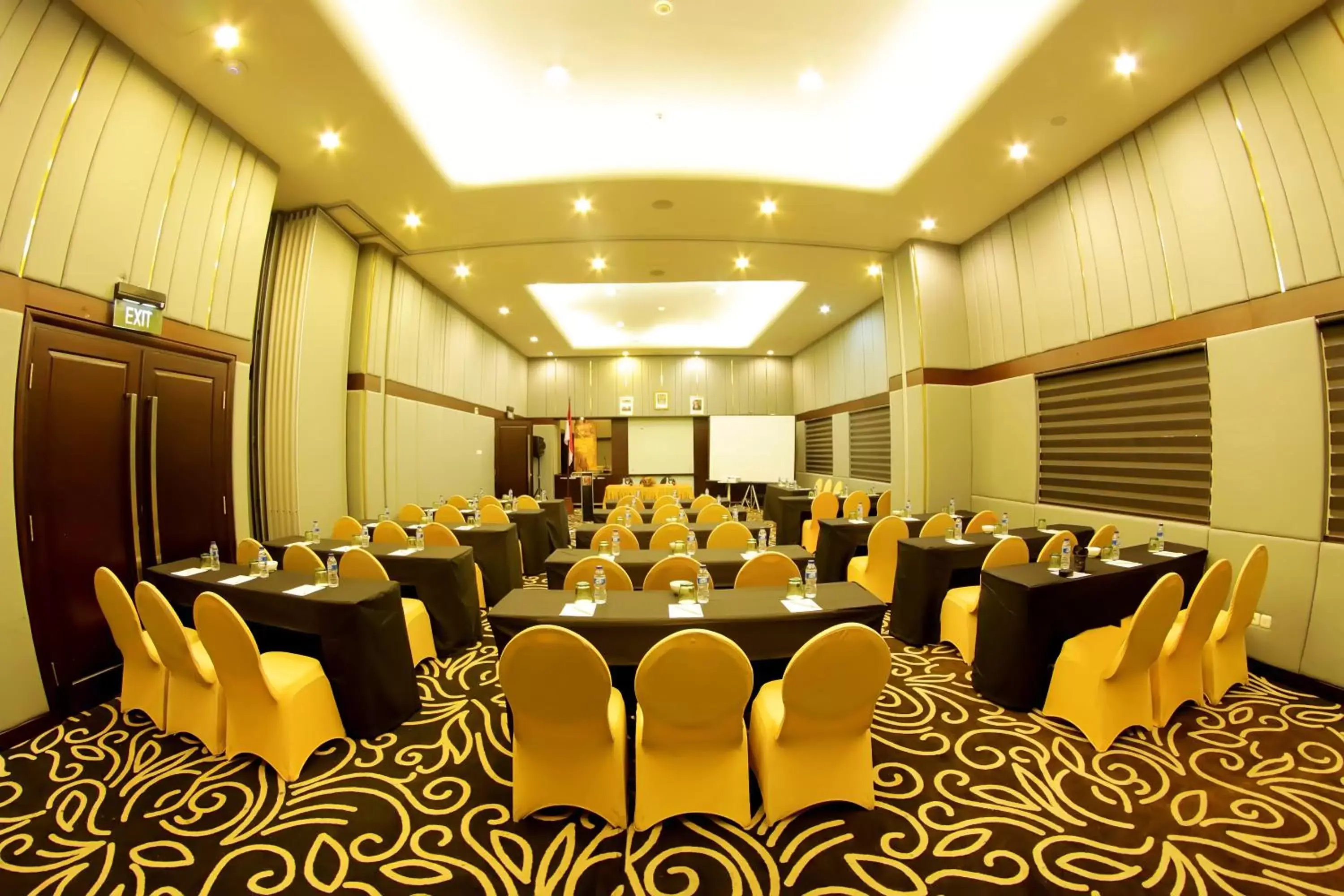 Meeting/conference room in Swiss-Belhotel Ambon