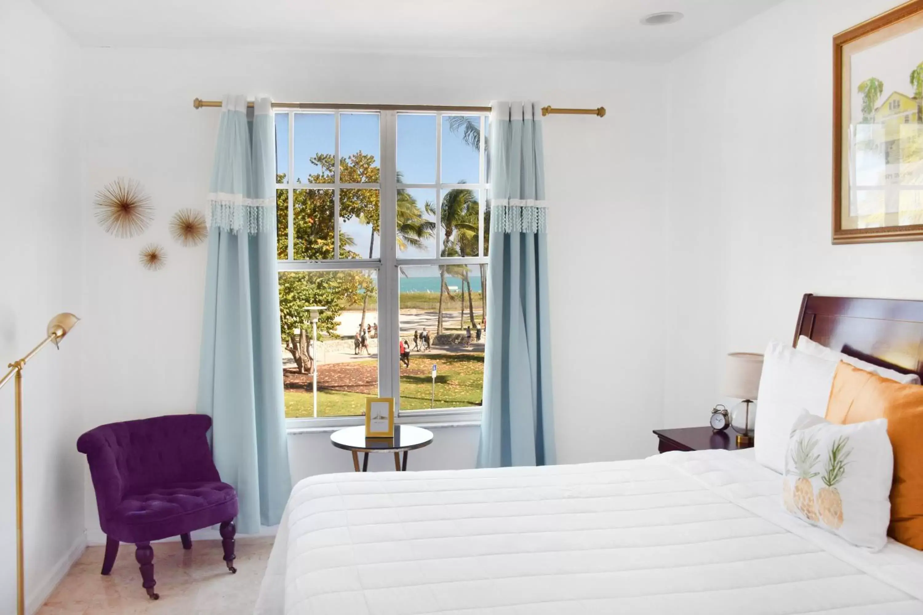 Bedroom, Bed in Beach Park Hotel