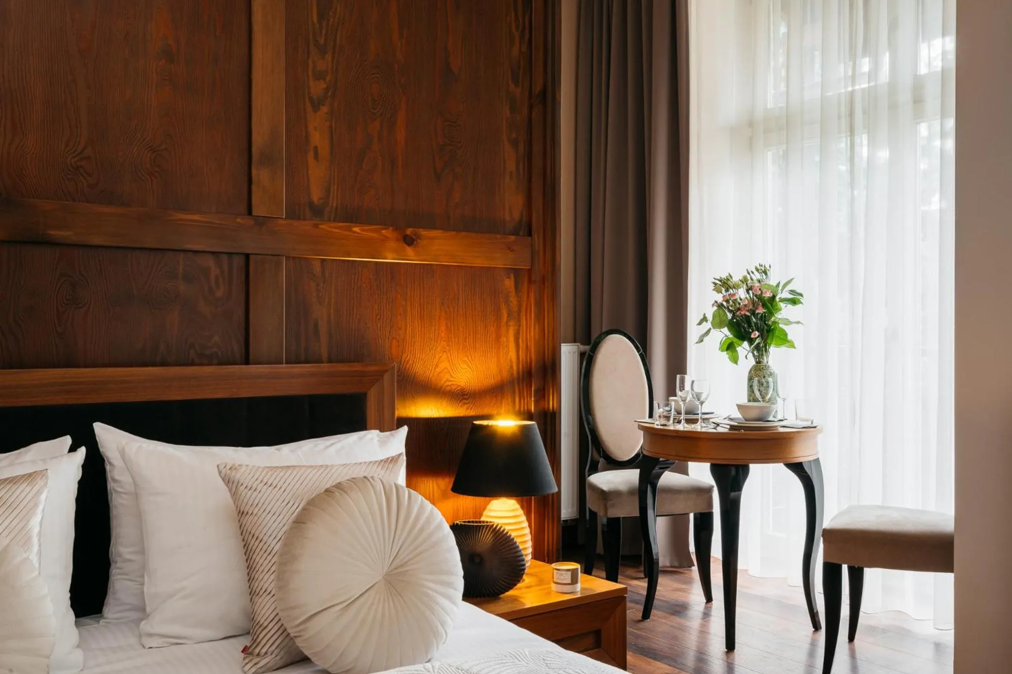 Bed in Topolowa Residence - LoftAffair Collection