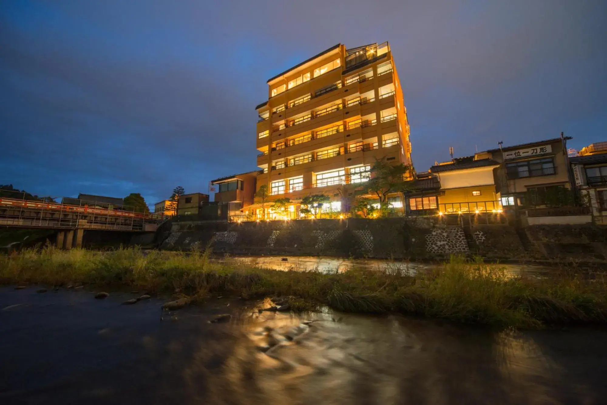 Property building in Honjin Hiranoya Annex Property building in Honjin Hiranoya Annex