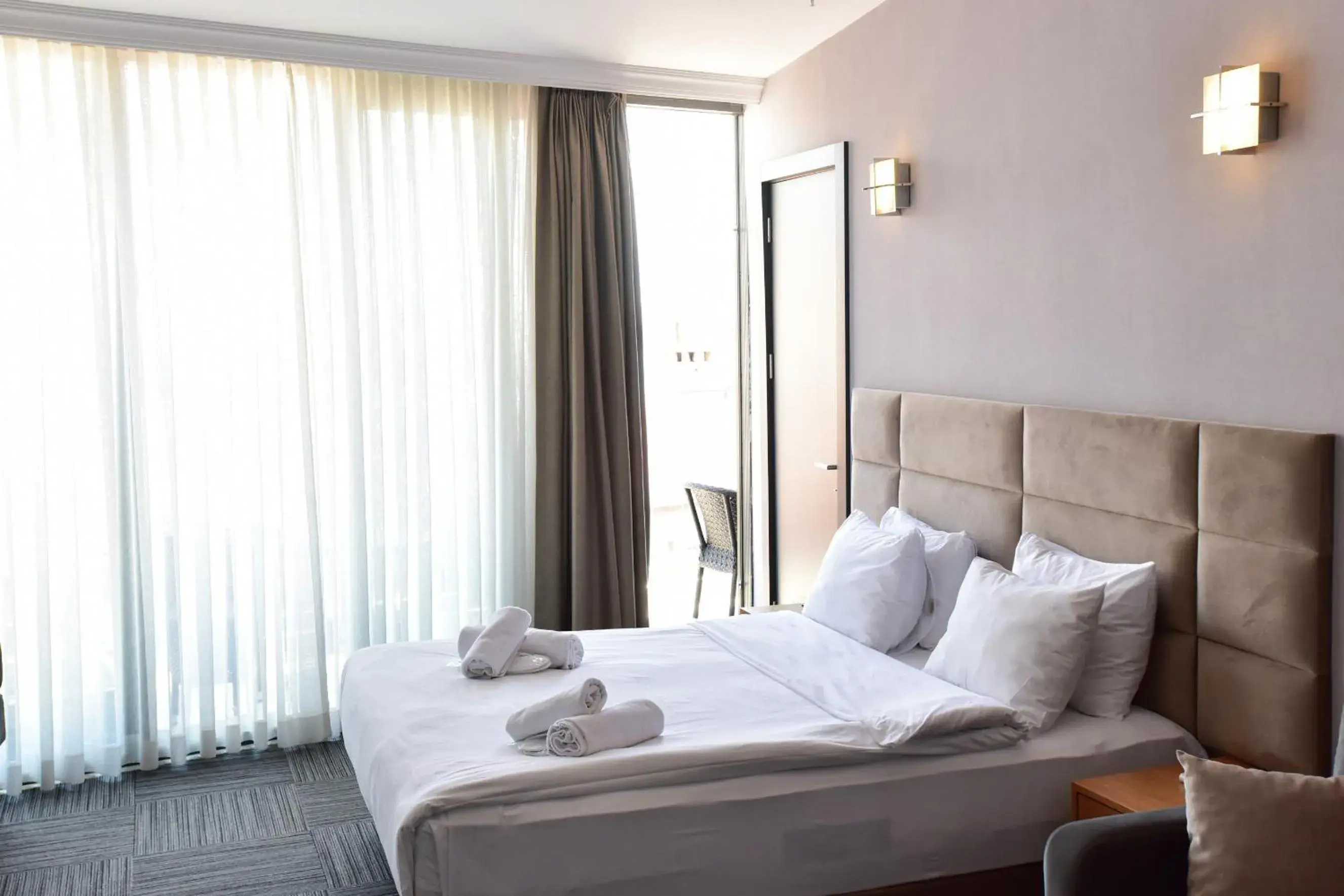 Bed in Hotel V Plus Taksim