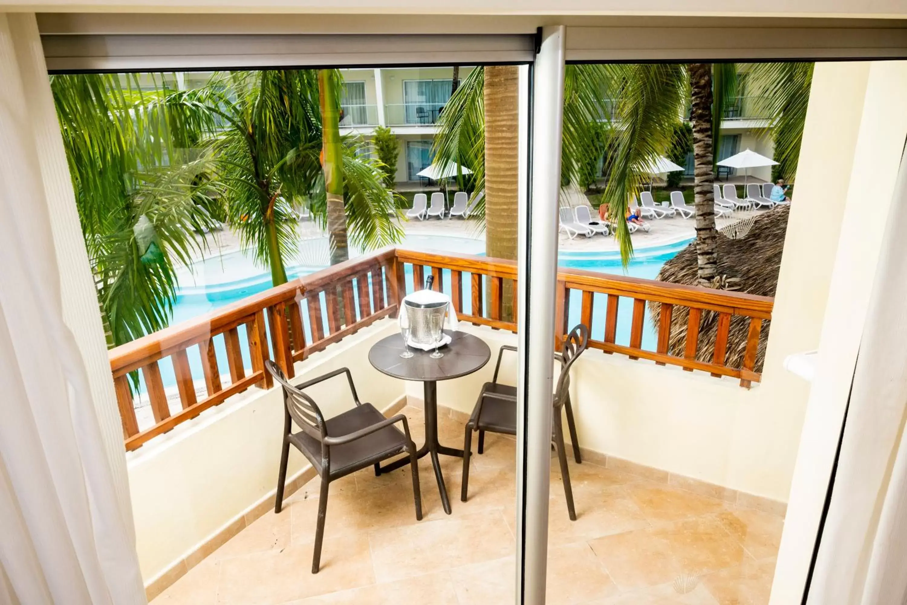 Balcony/Terrace, Pool View in Impressive Punta Cana - All Inclusive