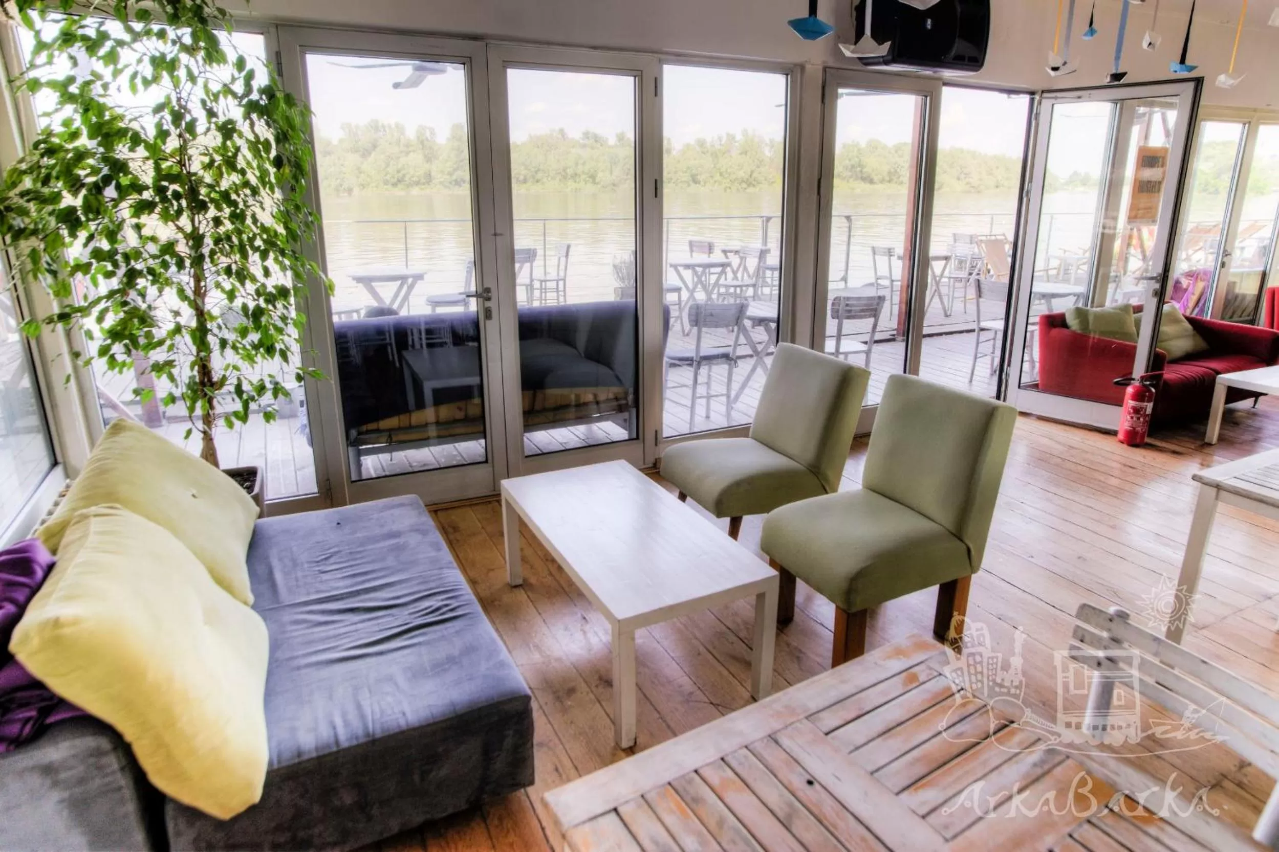 Spring in ArkaBarka 2- Floating Dream Rooms and Apartments