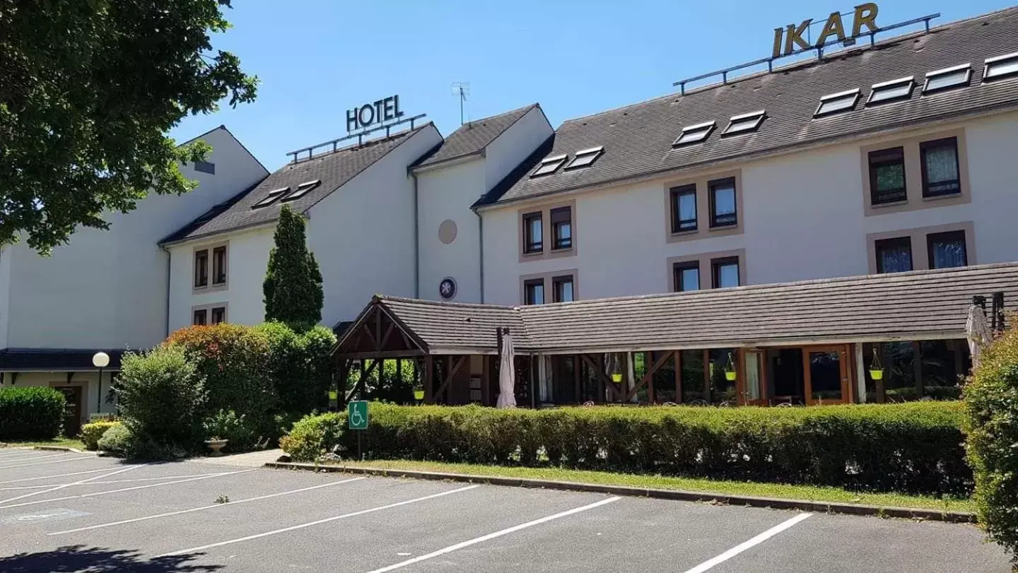 Property Building in Hôtel Ikar, Blois Sud