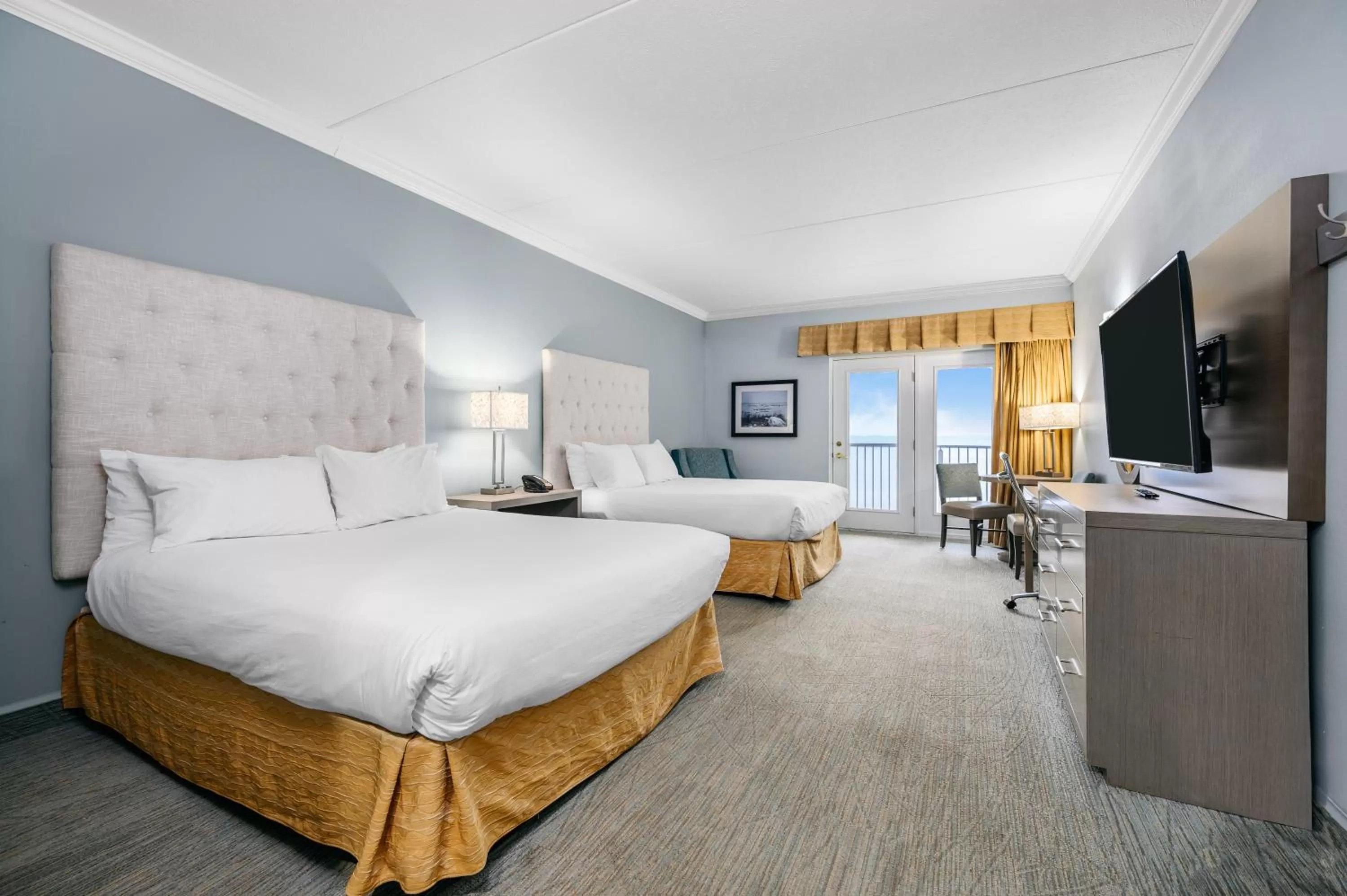 Bedroom, Bed in Cherry Tree Inn & Suites