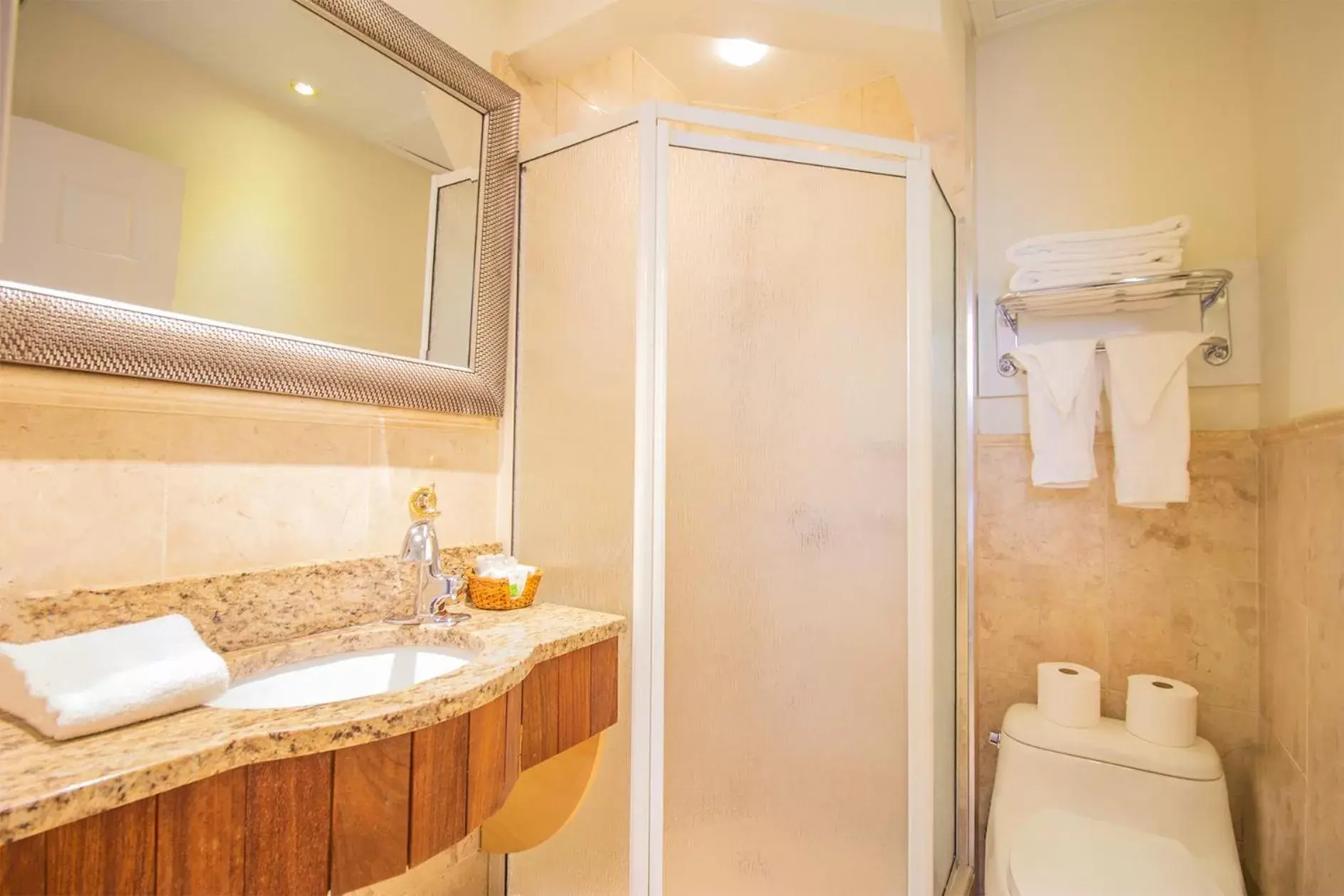 Bathroom in Parc Suites Hotel