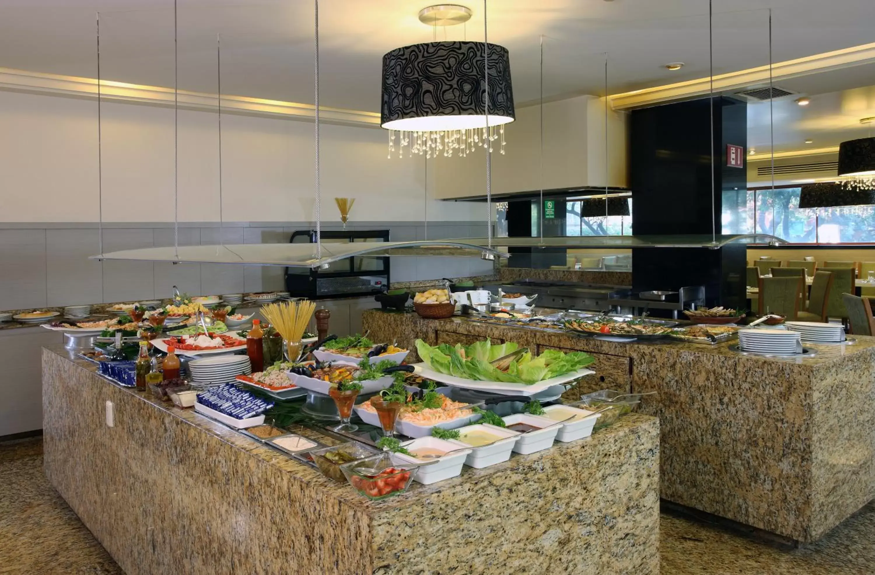 Restaurant/places to eat in Holiday Inn Mexico City - Trade Center, an IHG Hotel