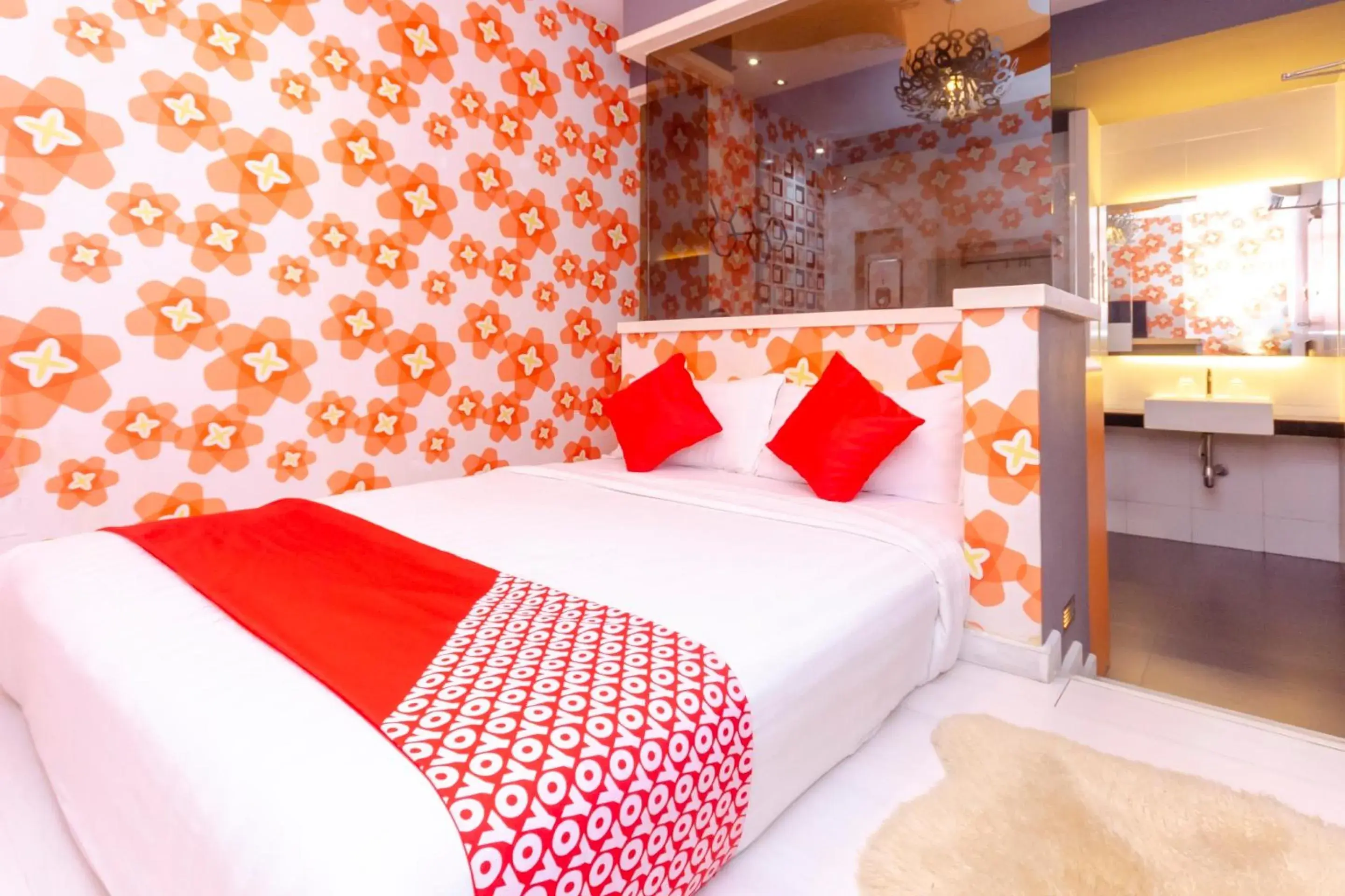 Bedroom, Bed in OYO 902 Rooms Boutique Hotel