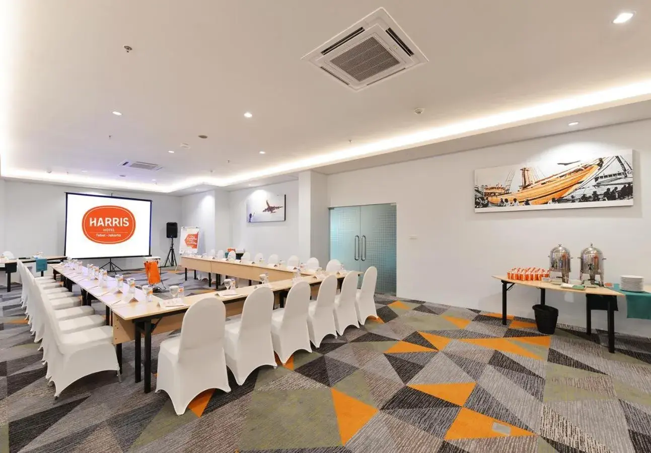 Business facilities in Harris Hotel Tebet