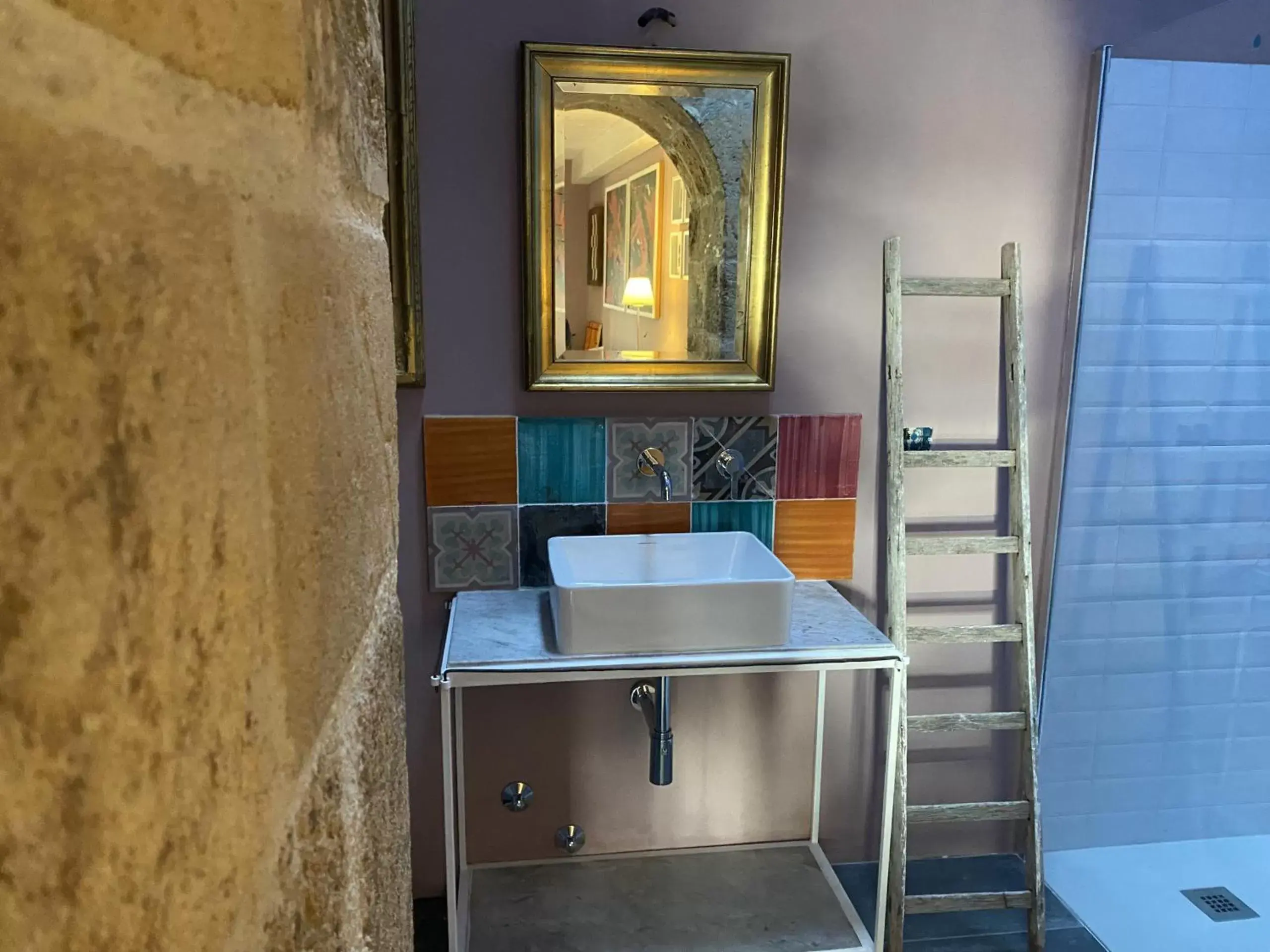 Bathroom in CasapiuHolidaySicilia-Adults Only