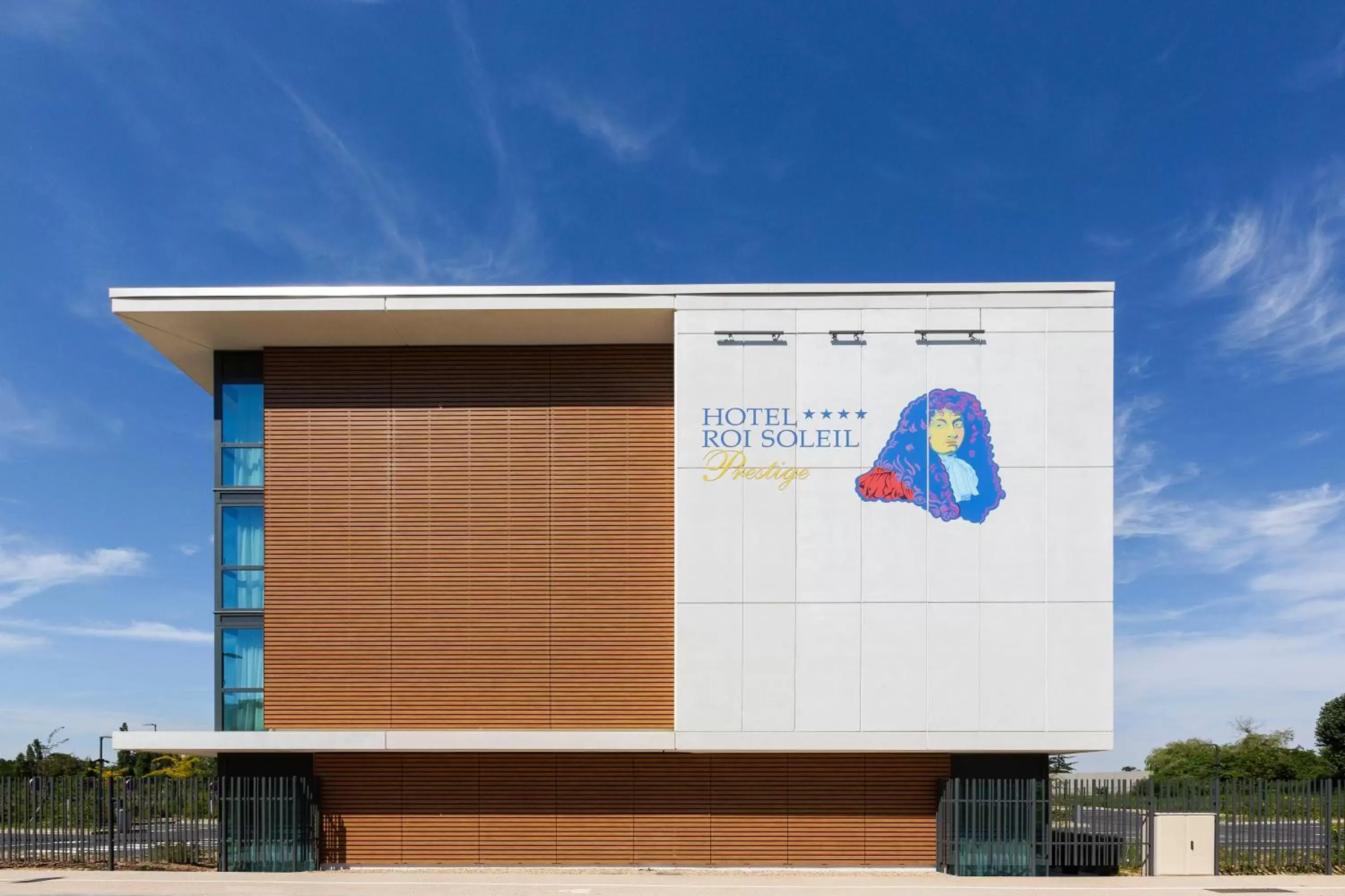 Facade/entrance in Hôtel Roi Soleil Prestige Plaisir - St Quentin Facade/entrance in Hôtel Roi Soleil Prestige Plaisir - St Quentin