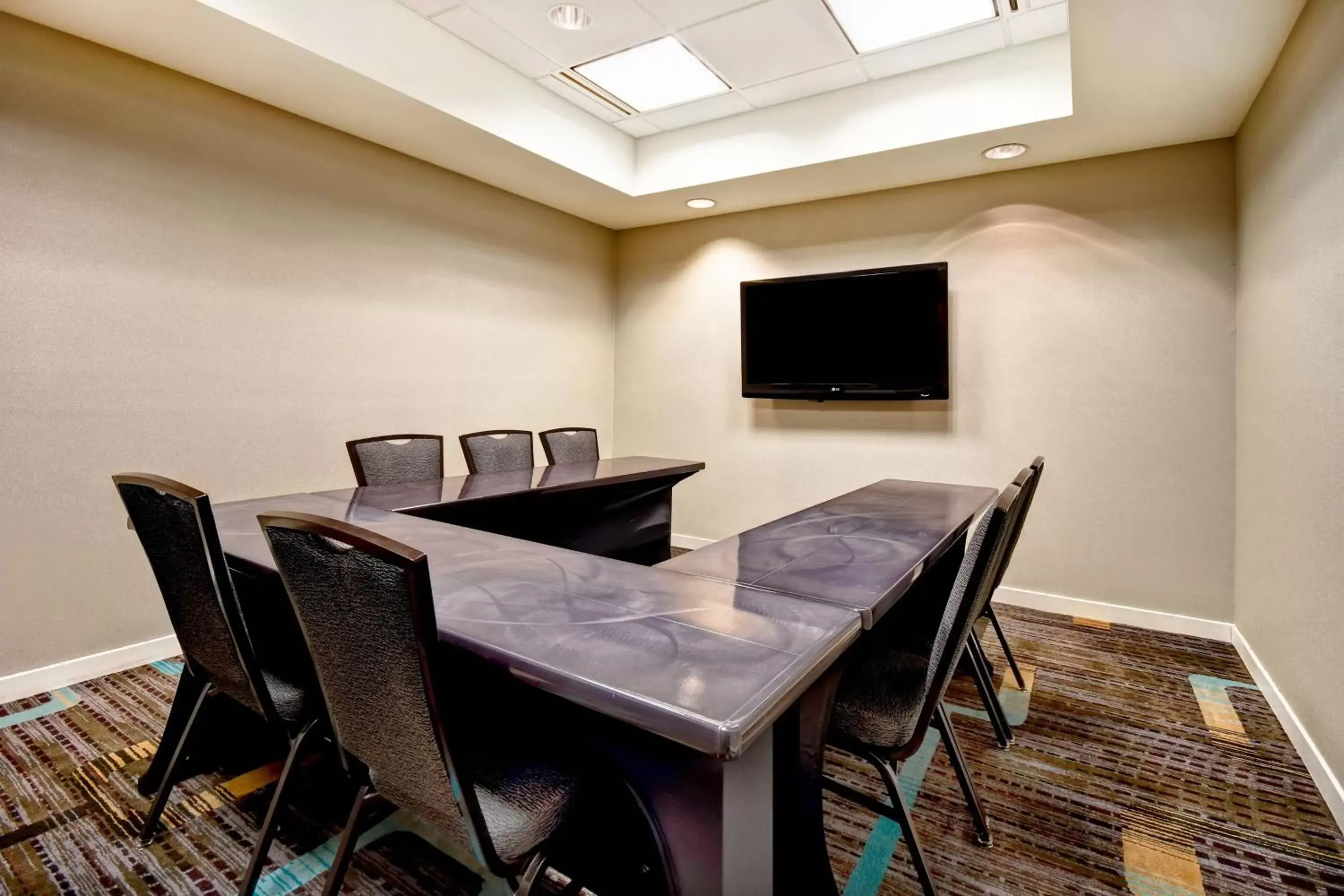 Meeting/conference room, TV/Entertainment Center in Residence Inn by Marriott Stillwater