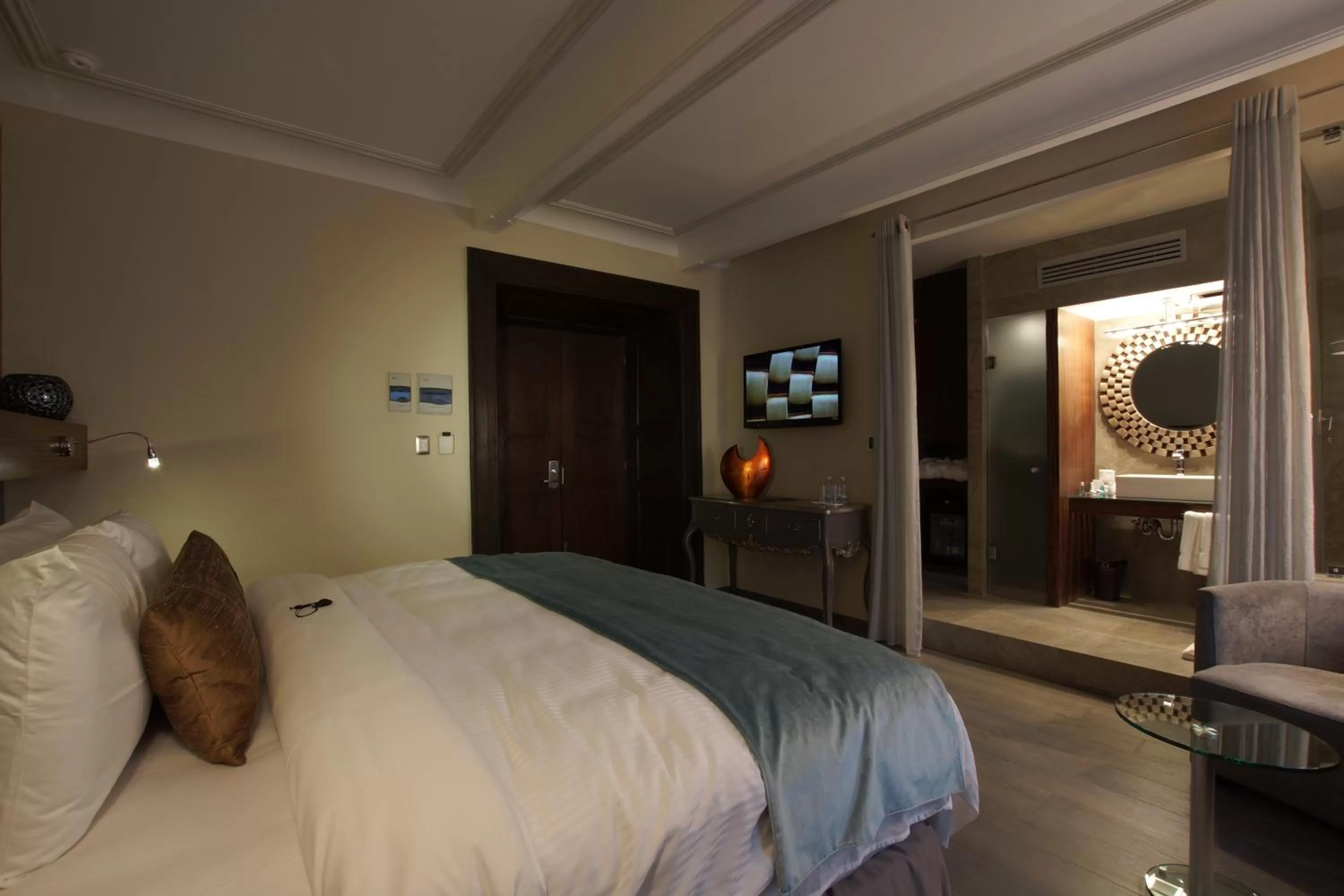 Bed in 1850 Hotel Boutique