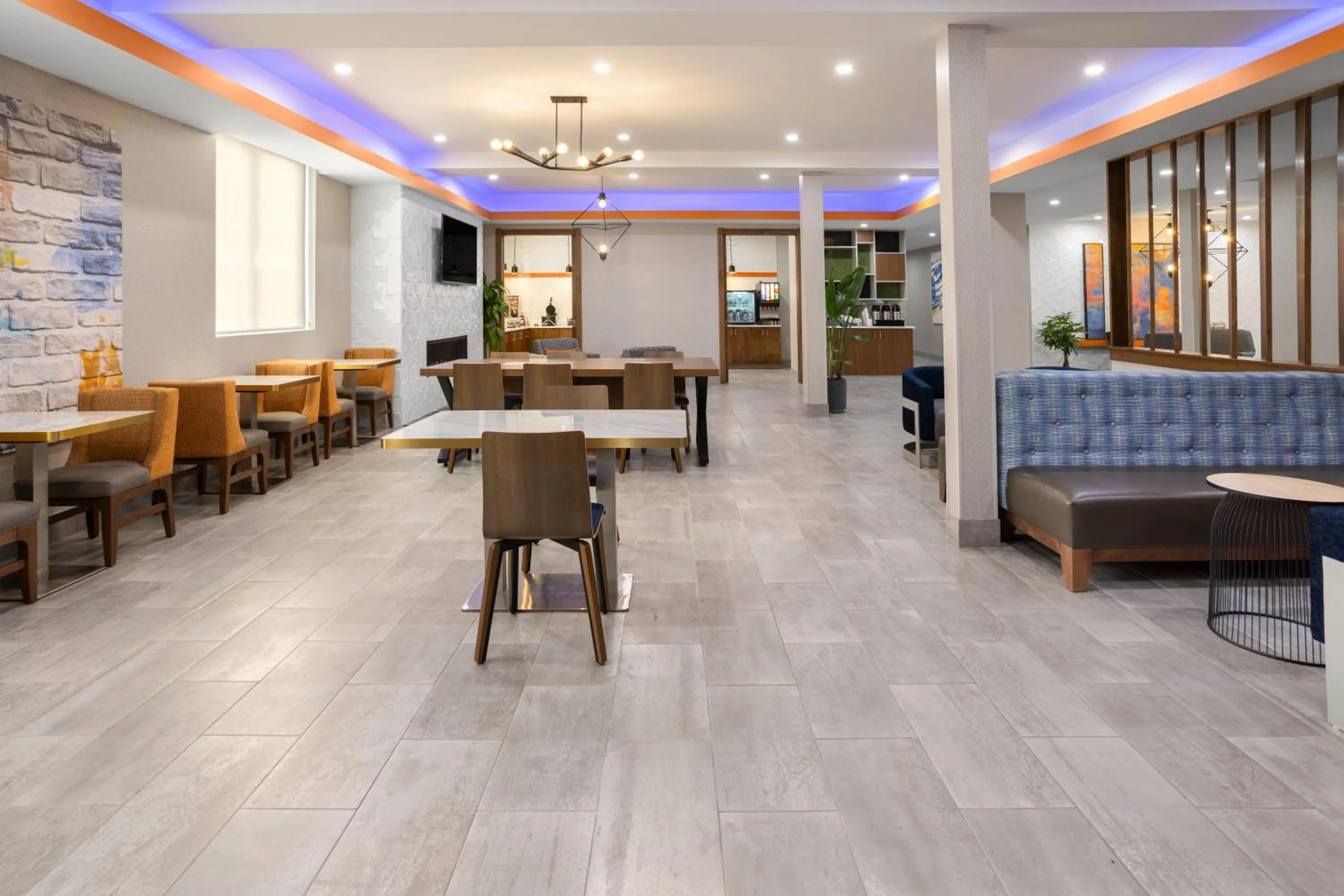 La Quinta Inn & Suites by Wyndham Williston Burlington
