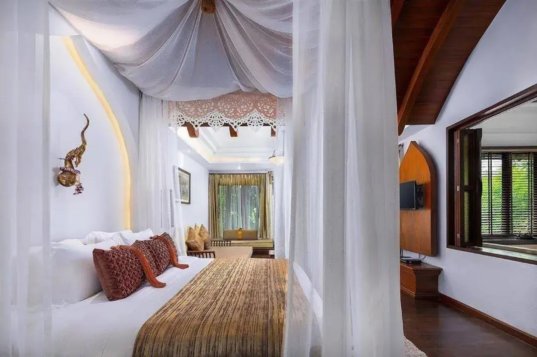 Photo of the whole room, Bed in Royal Muang Samui Villas - SHA Extra Plus