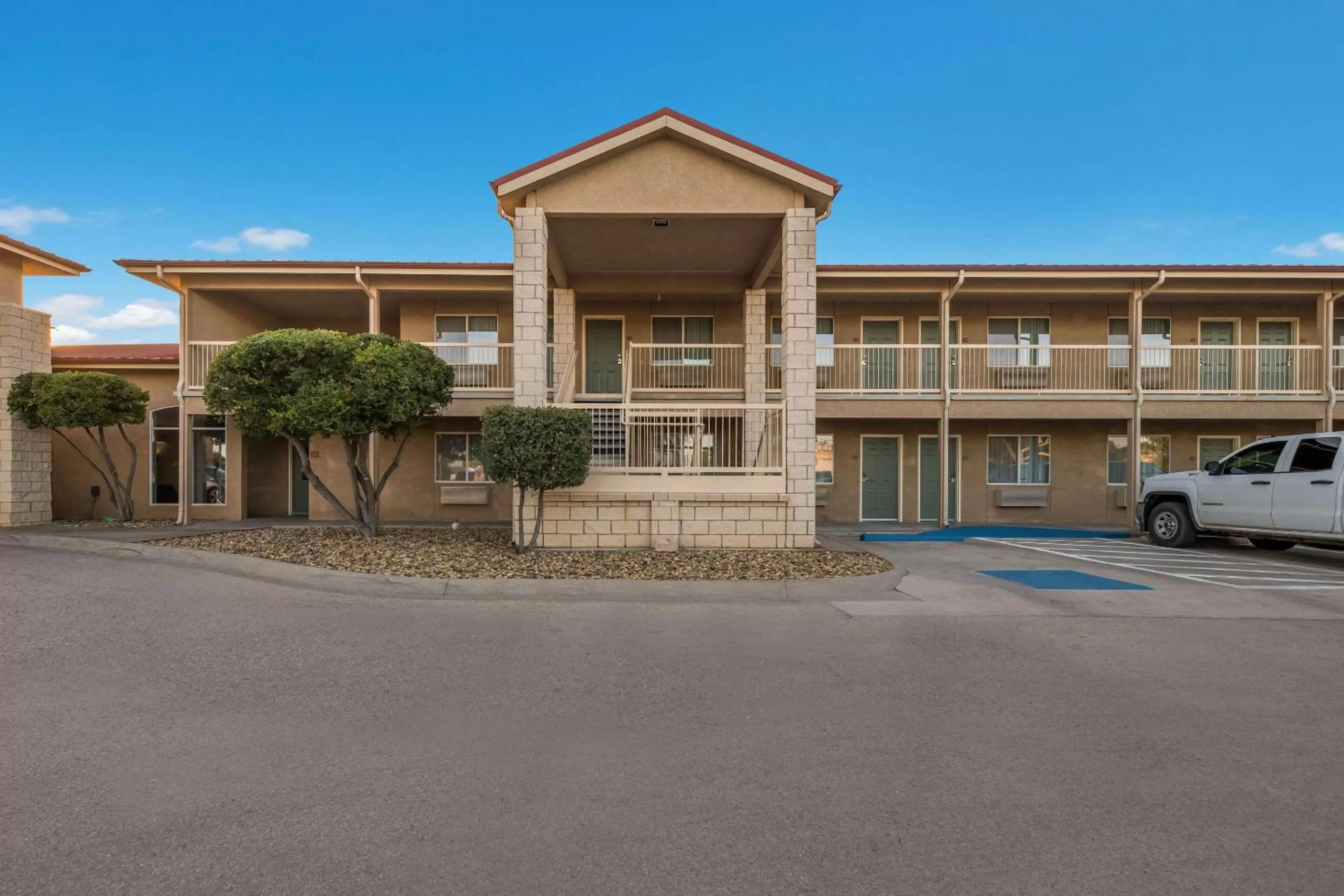 Property building in Quality Inn