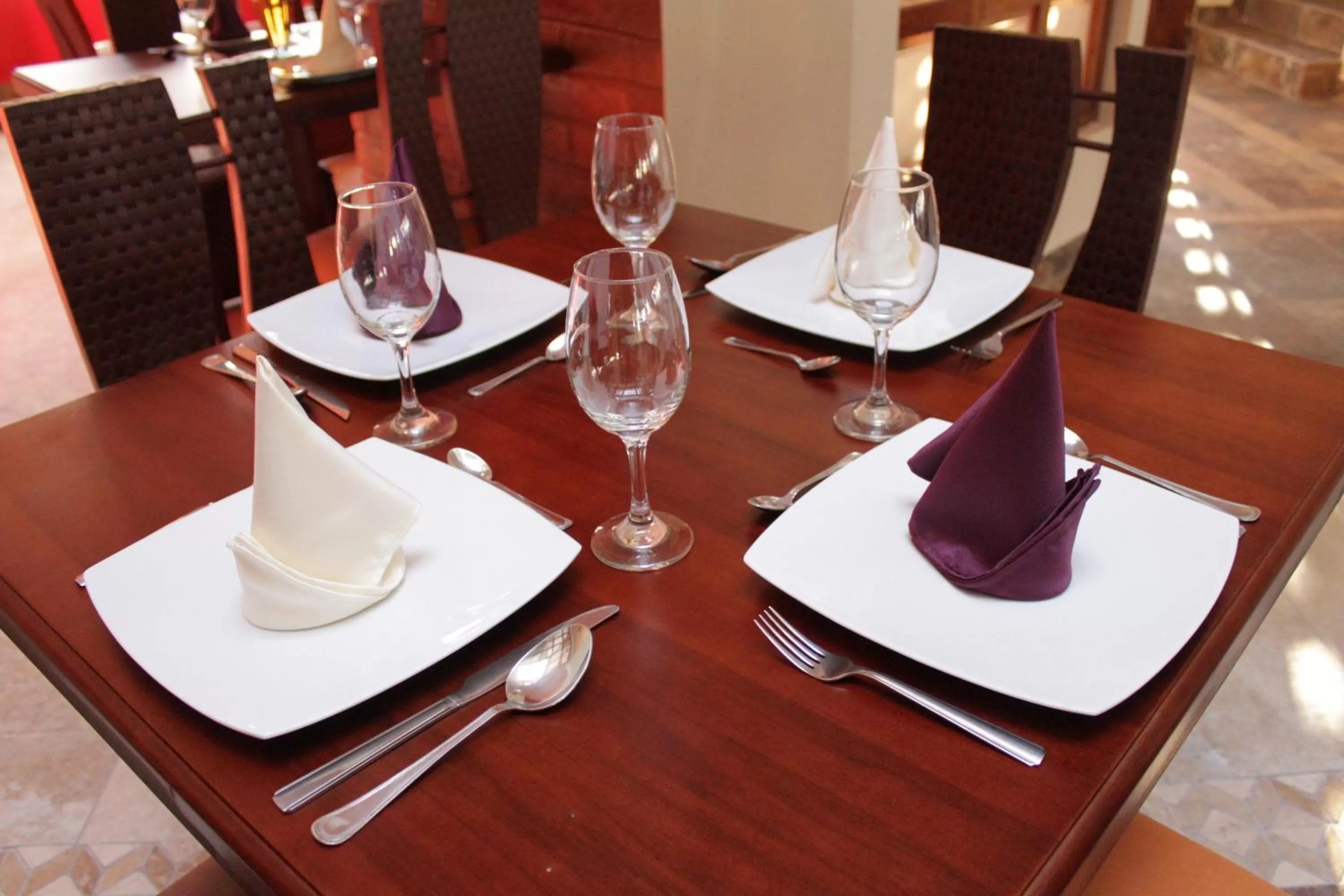 Dining area in Hotel Casa Sakiwa