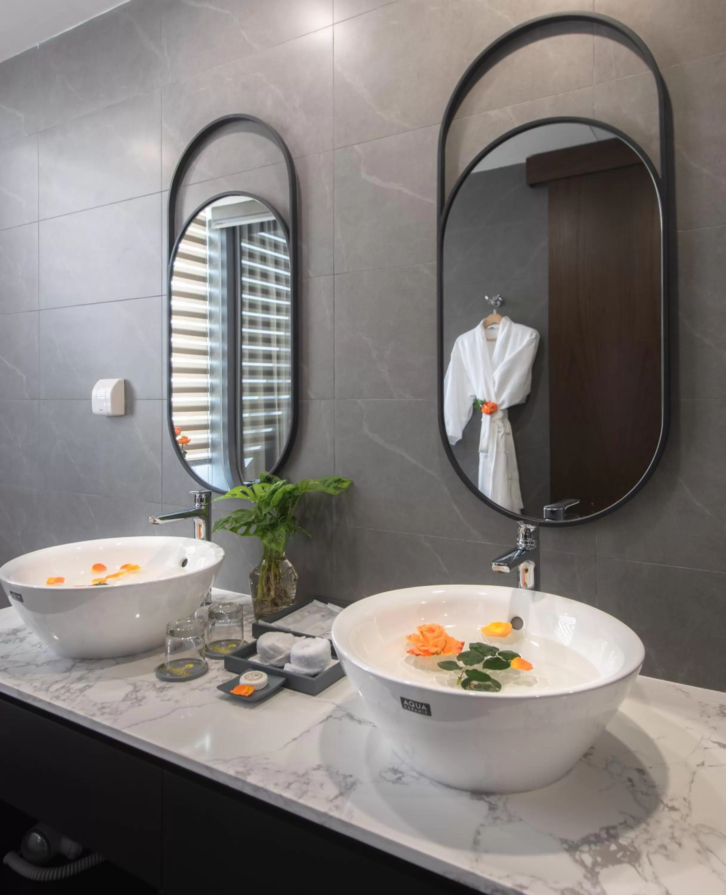 Bathroom in Grand Tourane Nha Trang Hotel