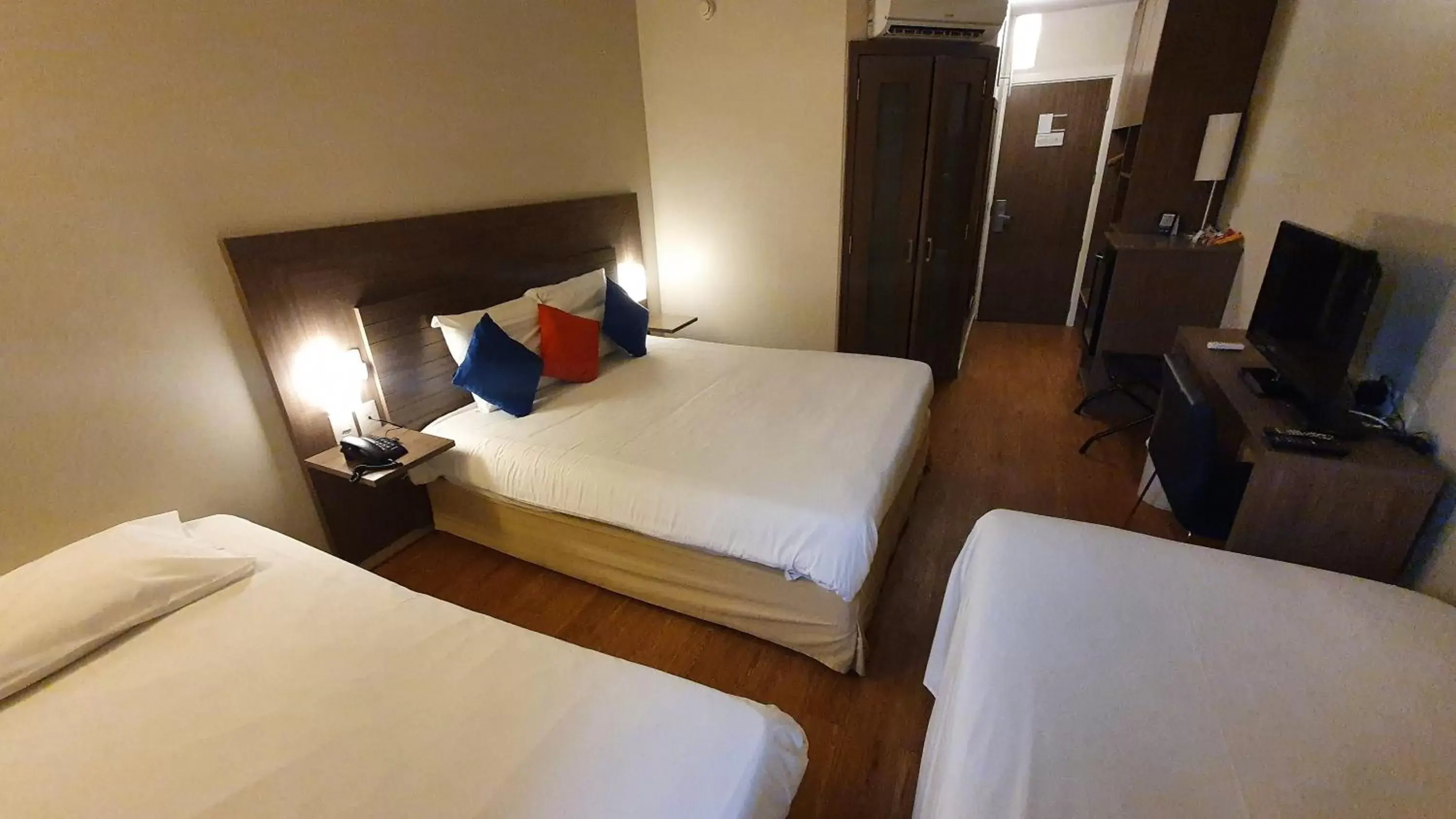 Bed in Novotel Manaus