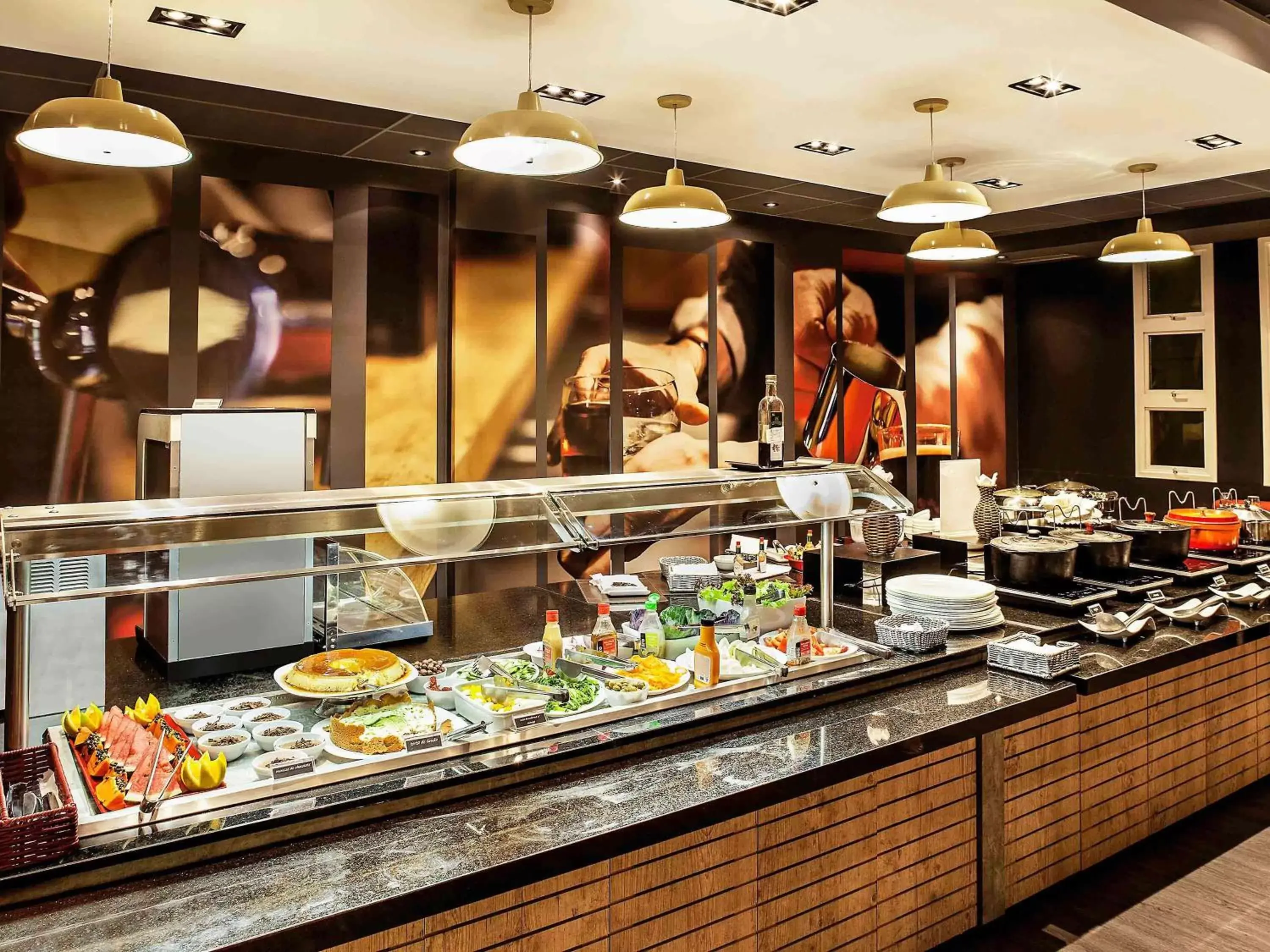 Restaurant/places to eat in ibis Macae Restaurant/places to eat in ibis Macae