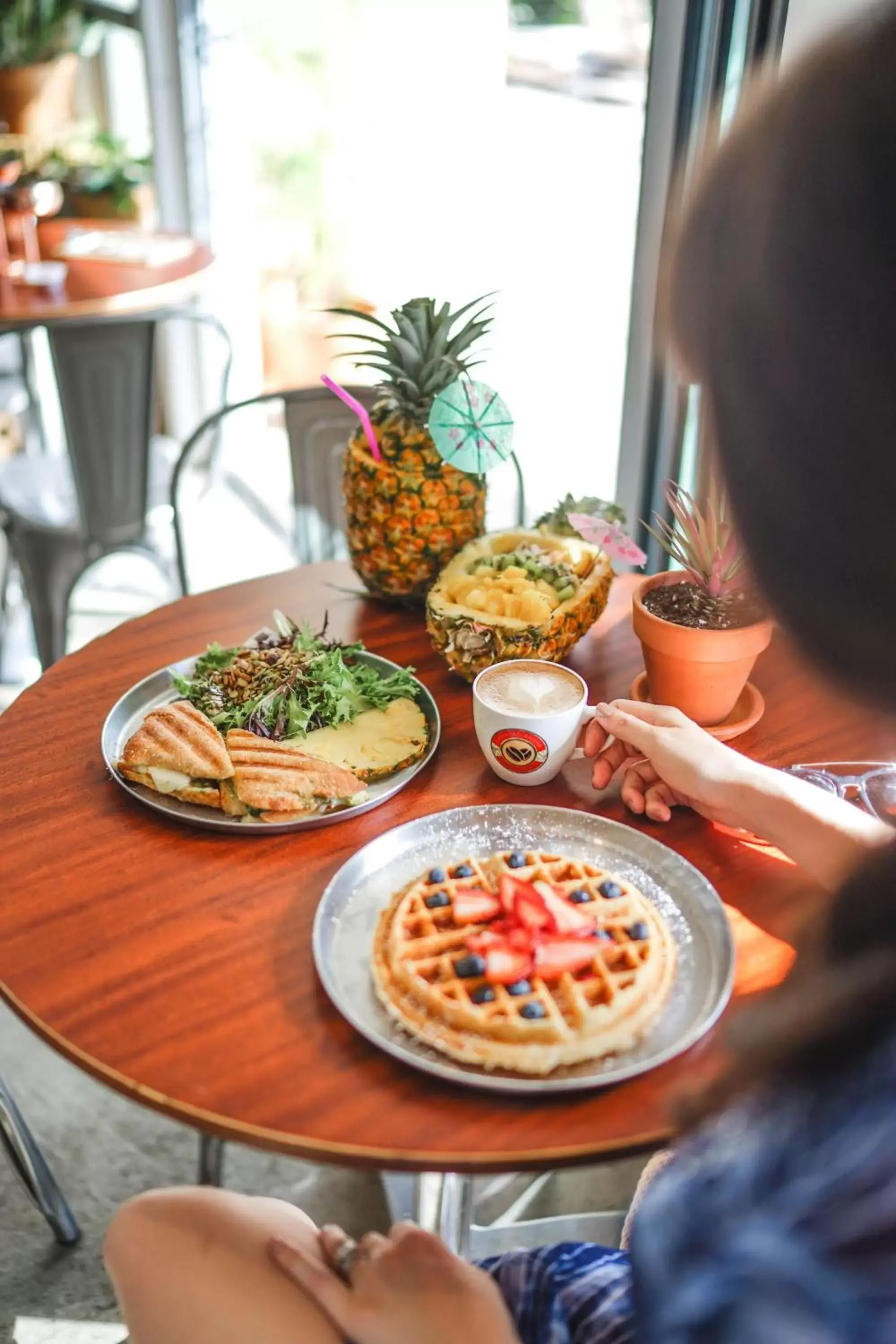 Restaurant/places to eat, Lunch and Dinner in OUTRIGGER Waikiki Beachcomber Hotel