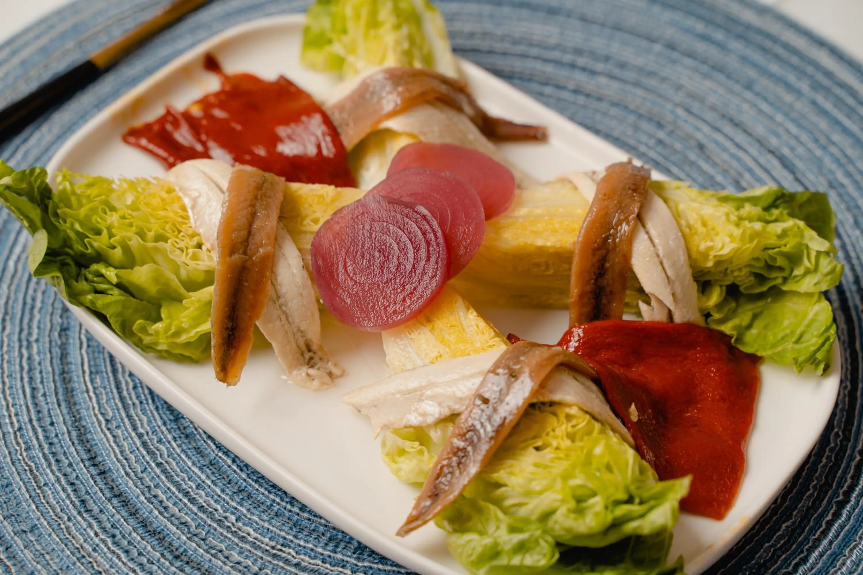 Restaurant/places to eat in Luxmar Apartaments