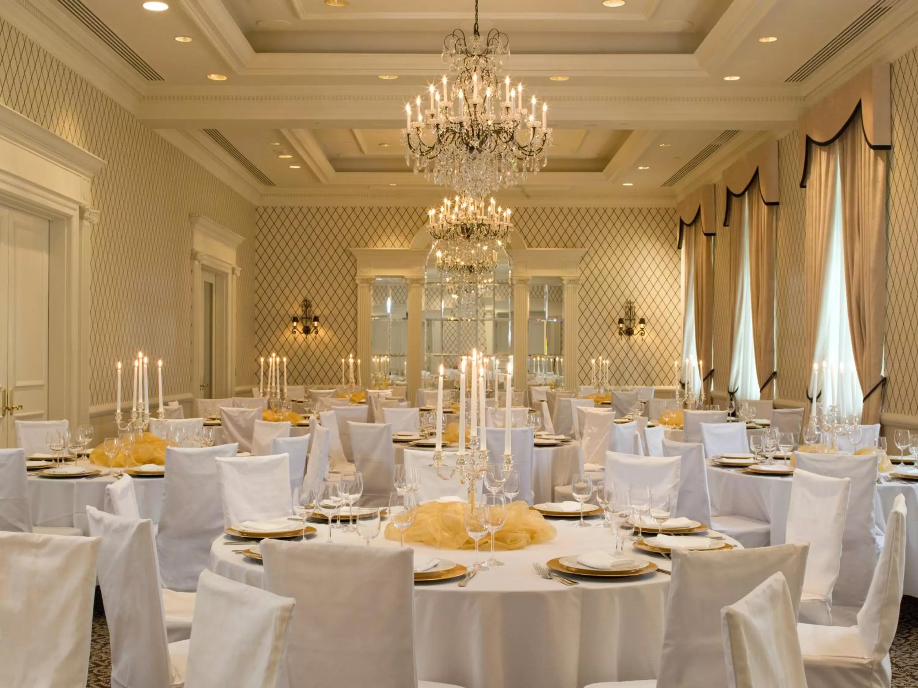 Banquet/Function facilities, Banquet Facilities in Empire Hotel